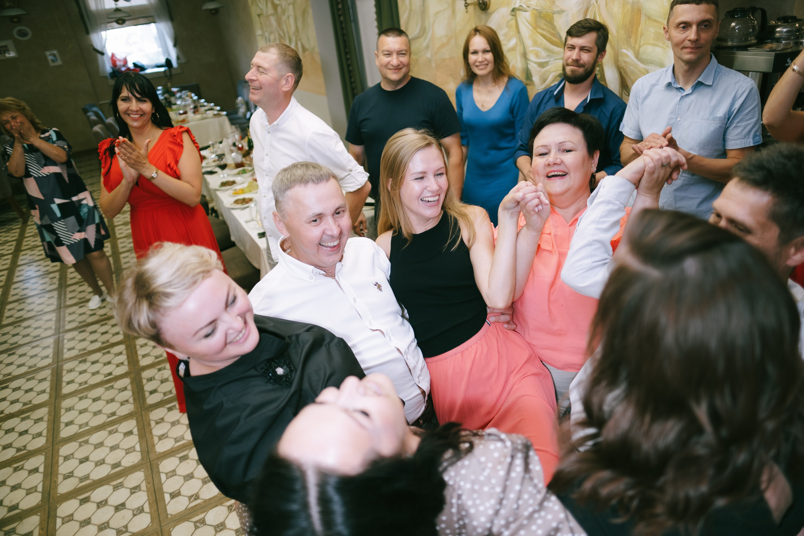 Выпускной школа 33. Свадебный и репортажной фотограф Денис Ожигин в Краснодаре и Краснодарском крае