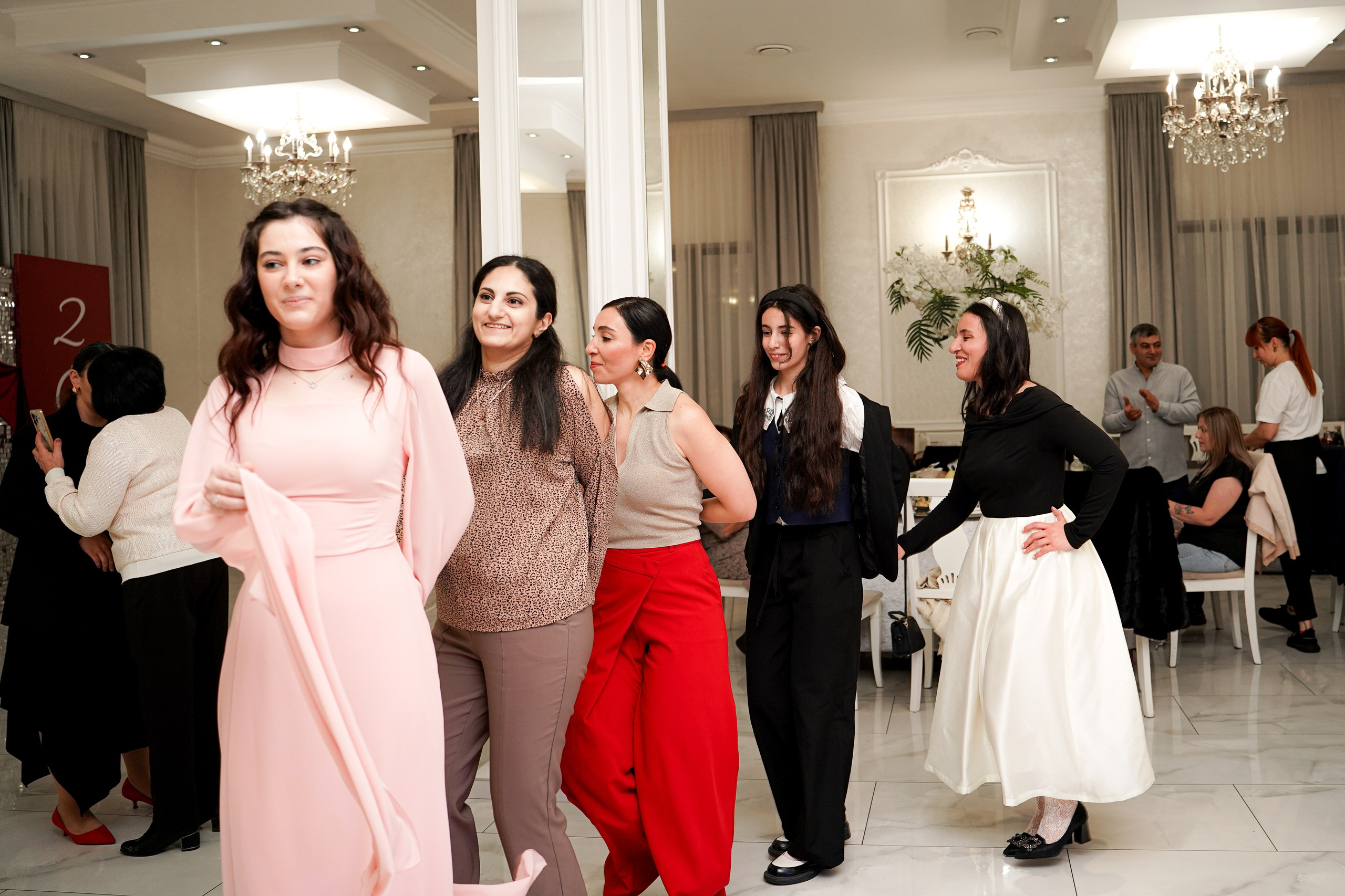 Сватовство. Свадебный фотограф в Ростове-на-Дону. Таинство Крещения и Венчания, семейные фотосессии. Алёна Чёботова