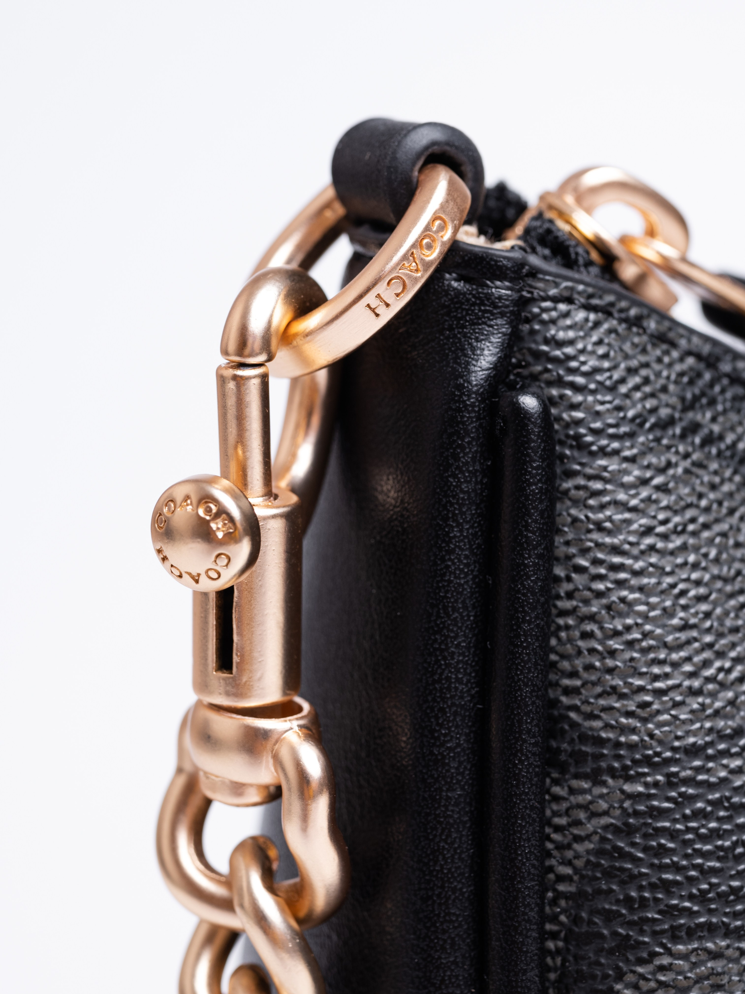 Сумки. Предметный фотограф, фото для маркетплейсов Пятигорск, КМВ