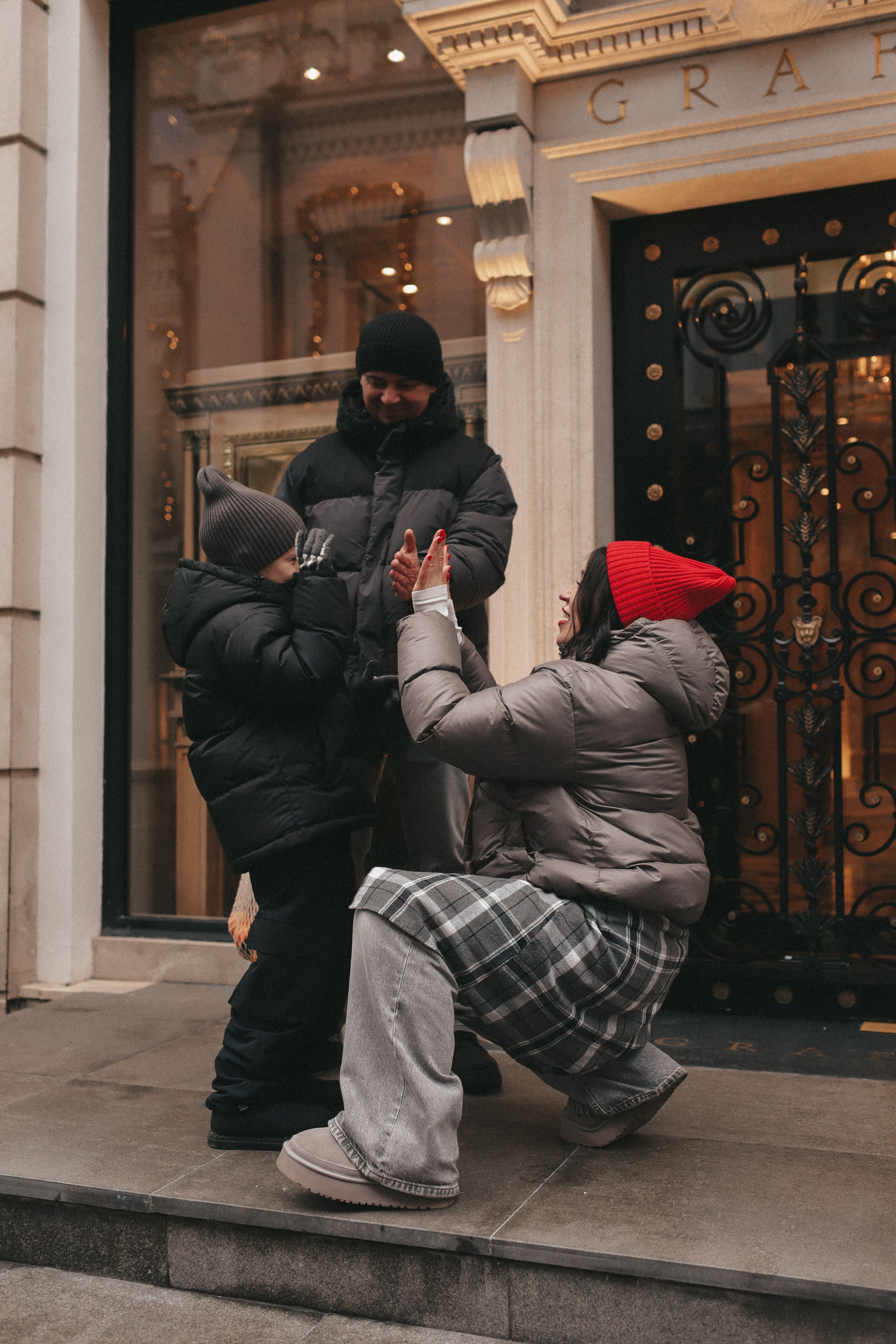 Прогулка в Третьяковском проезде. Семейный фотограф в Москве
