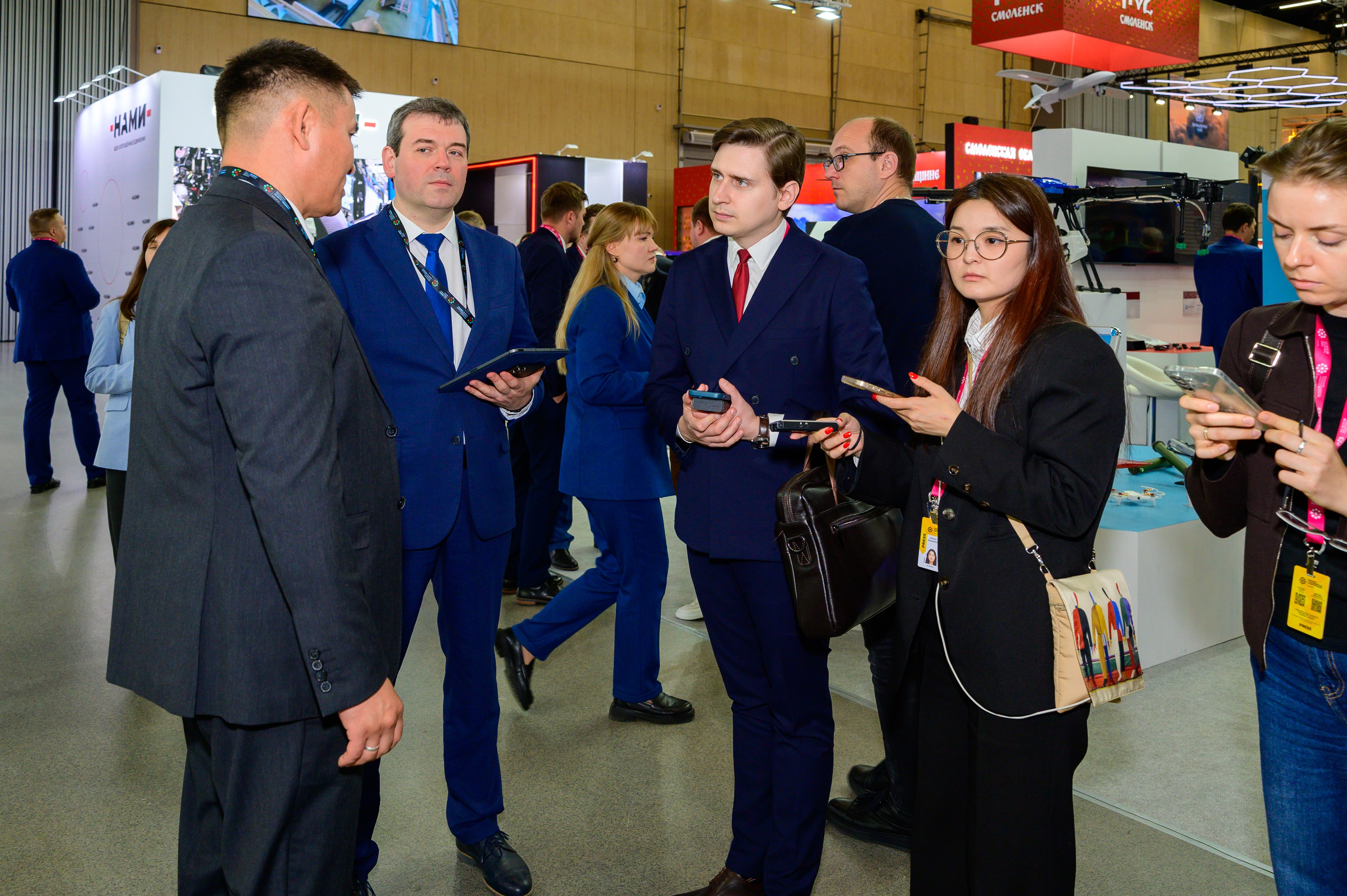 BigindustrialweekBelarus. Фотоуслуги, услуги фотографа, фотографирование важных событий