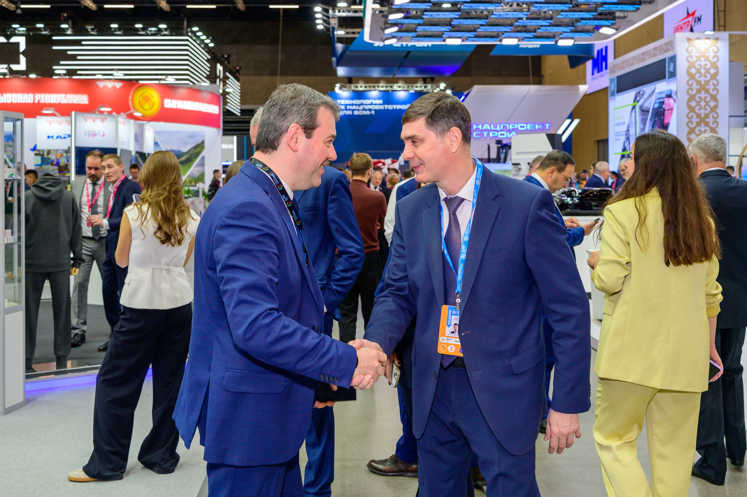 BigindustrialweekBelarus. Фотоуслуги, услуги фотографа, фотографирование важных событий