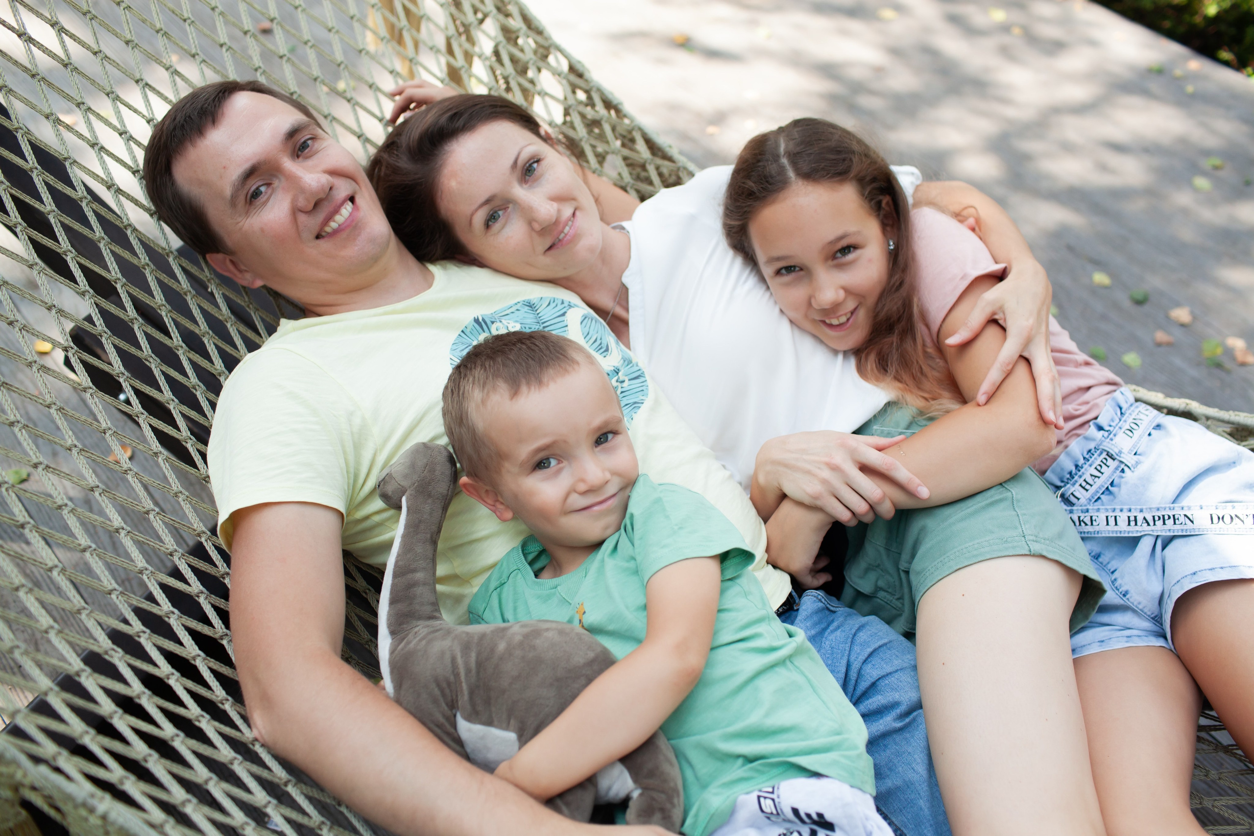 Семейная фотосессия в парке. Фотографы в Москве Светлана Устинова и Сергей Грачев