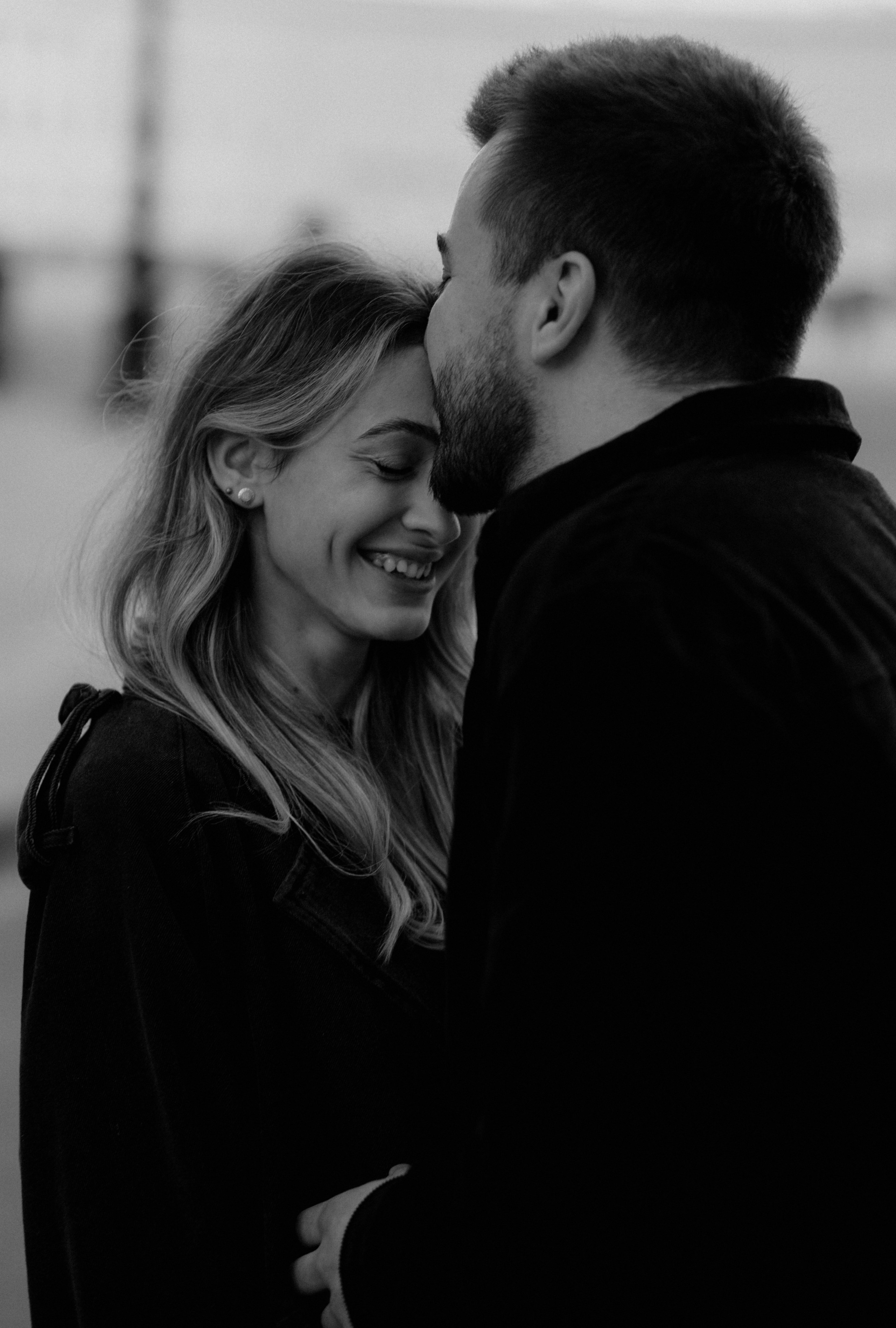 Фотосессия love-story в Санкт-Петербурге. Прогулочная фотосессия для пары.