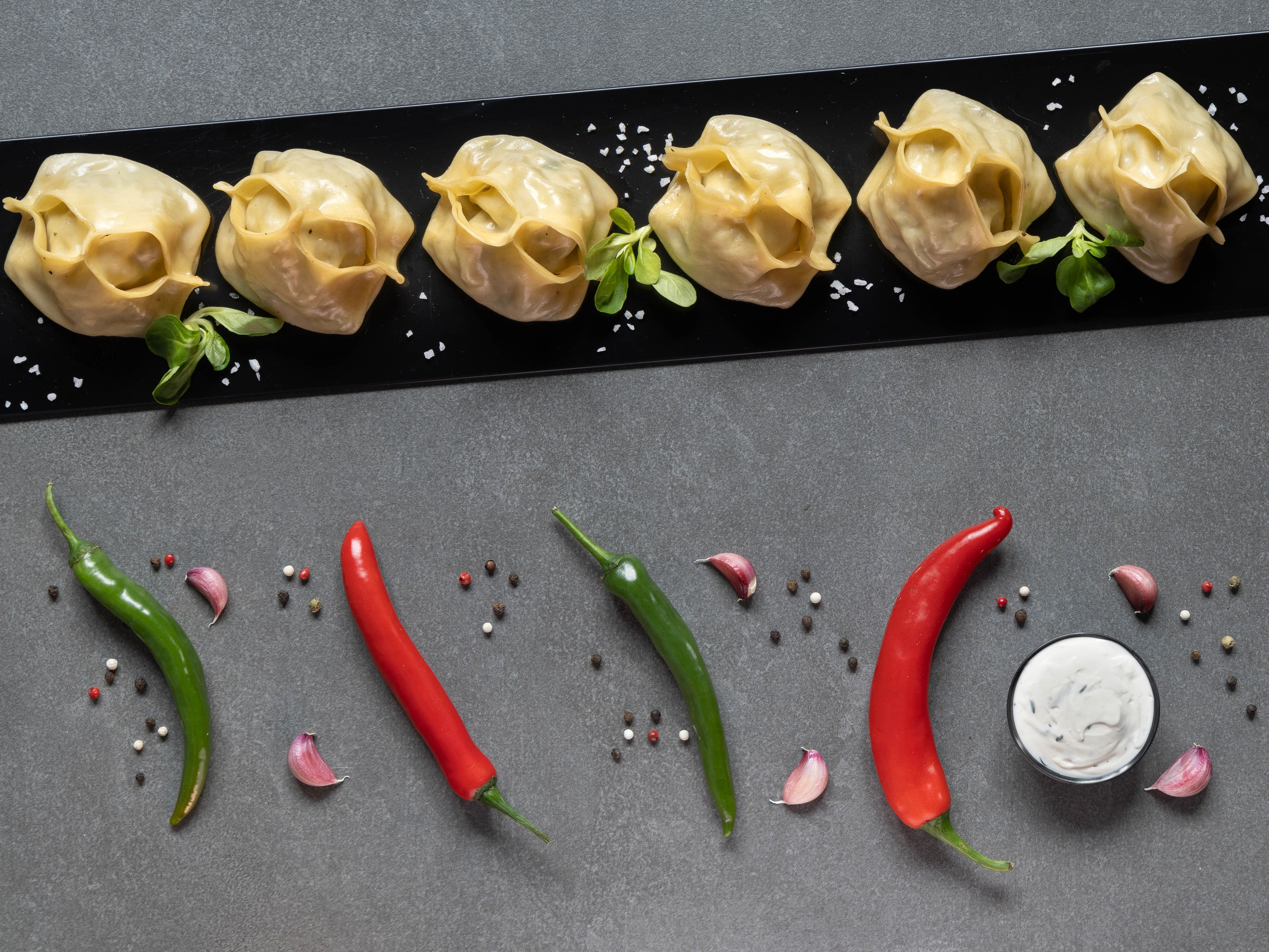 Блюда Чебуреки и Манты. Фотограф Юлия Воеводина