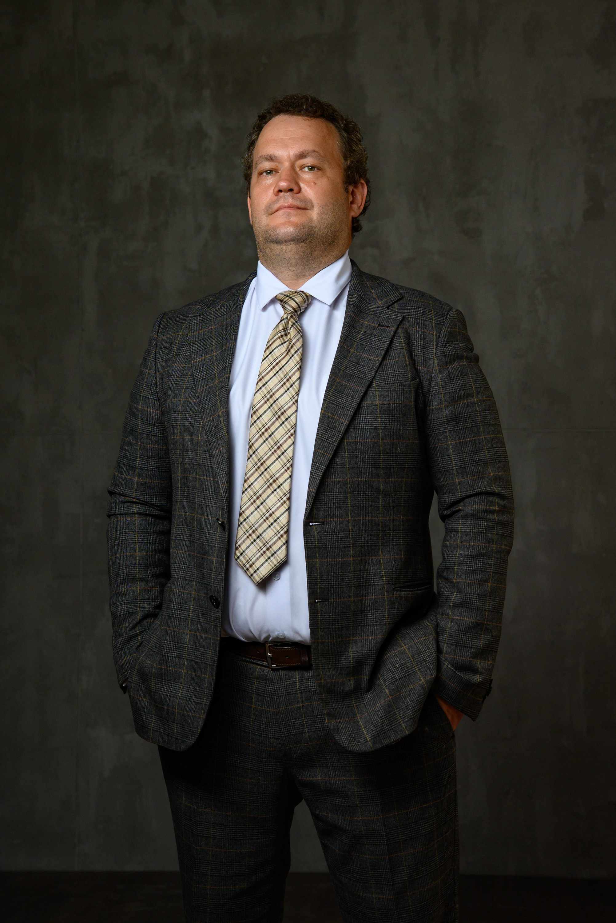 Деловая групповая фотосессия. Компания и фотошкола по созданию контента в Москве