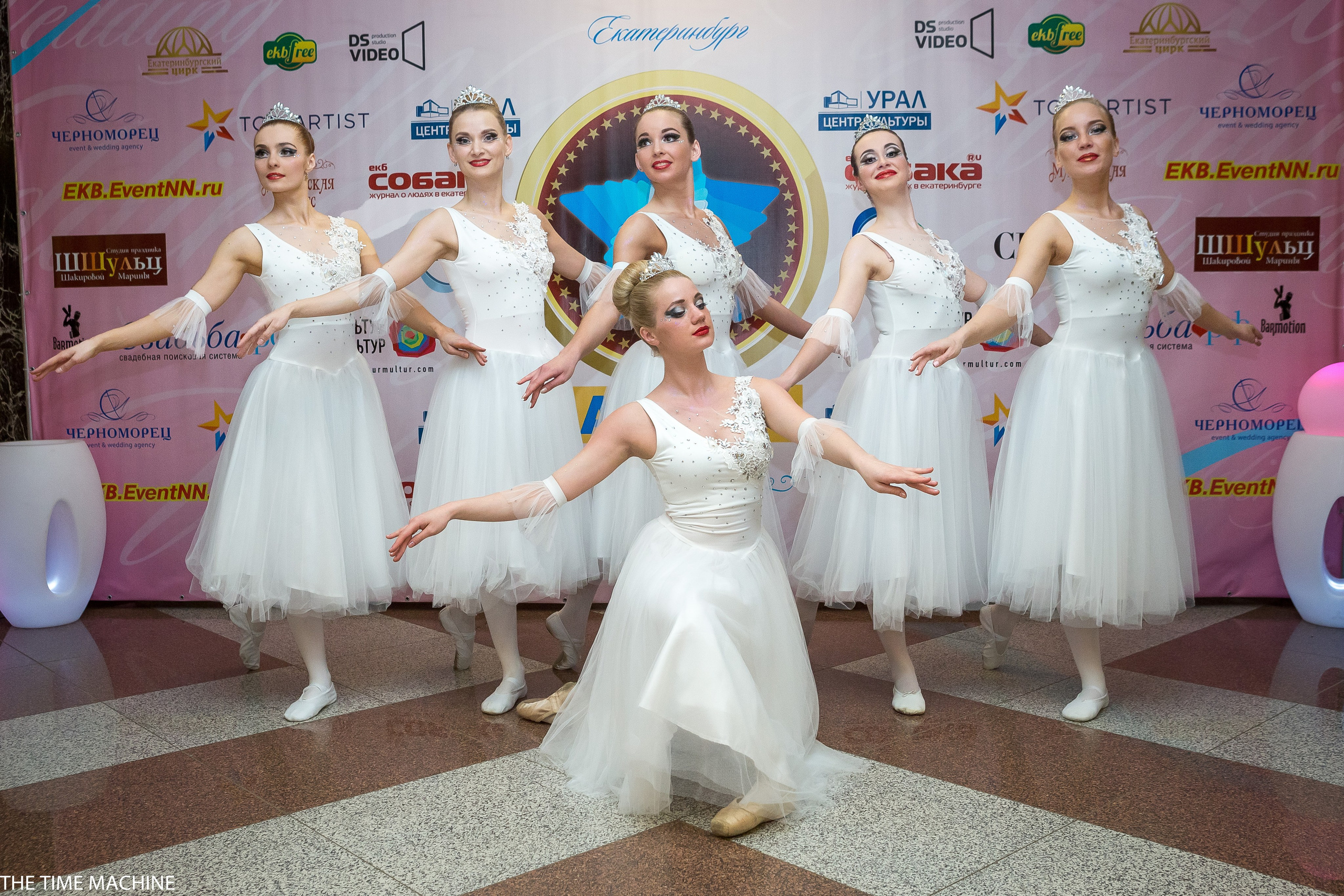 DANCE. Фотограф для маркетплейсов Михаил Бове