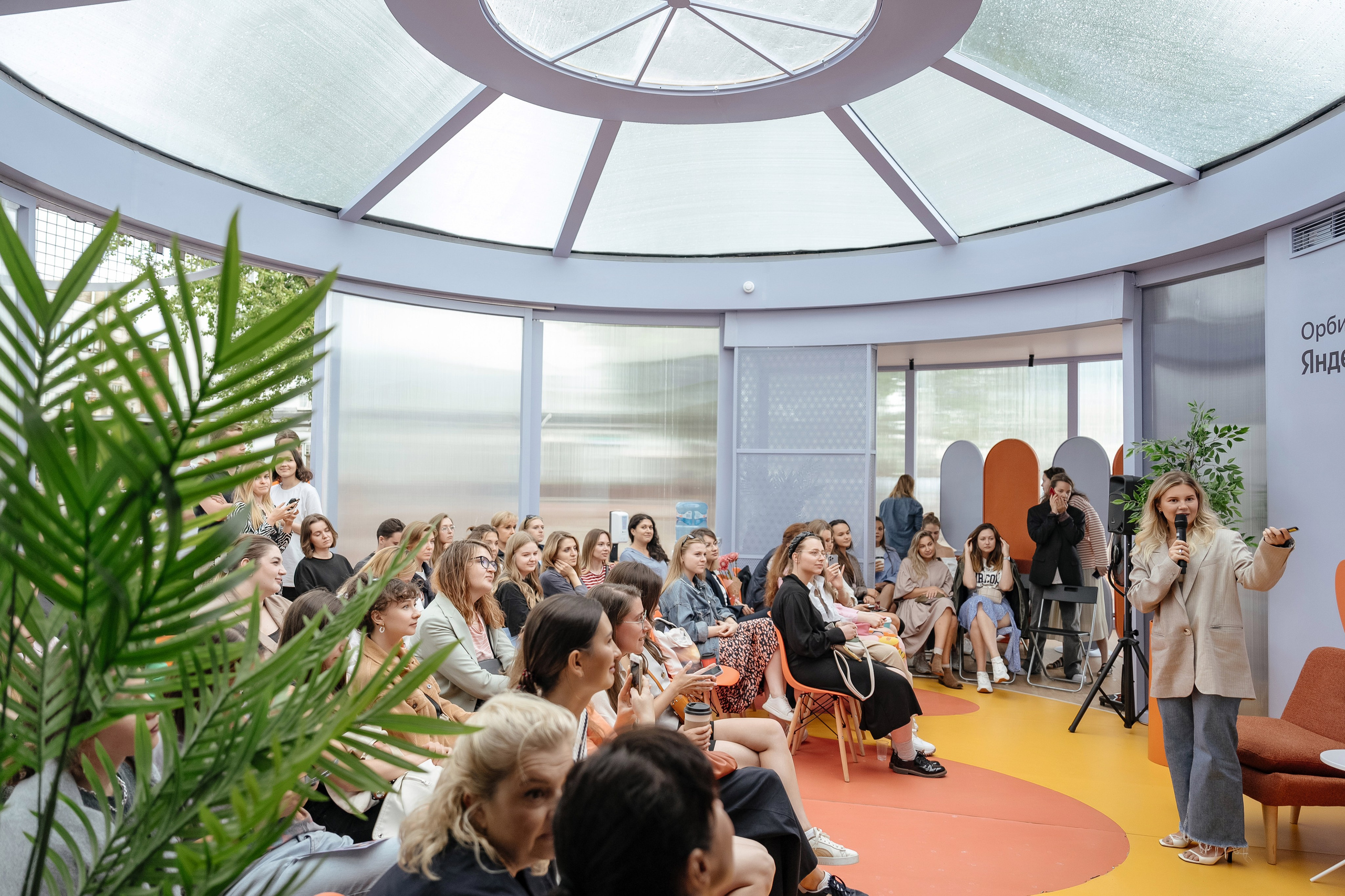 Яндекс 360 Орбита, Севкабель. Андрей Сухинин репортажный свадебный фотограф Санкт-Петербург