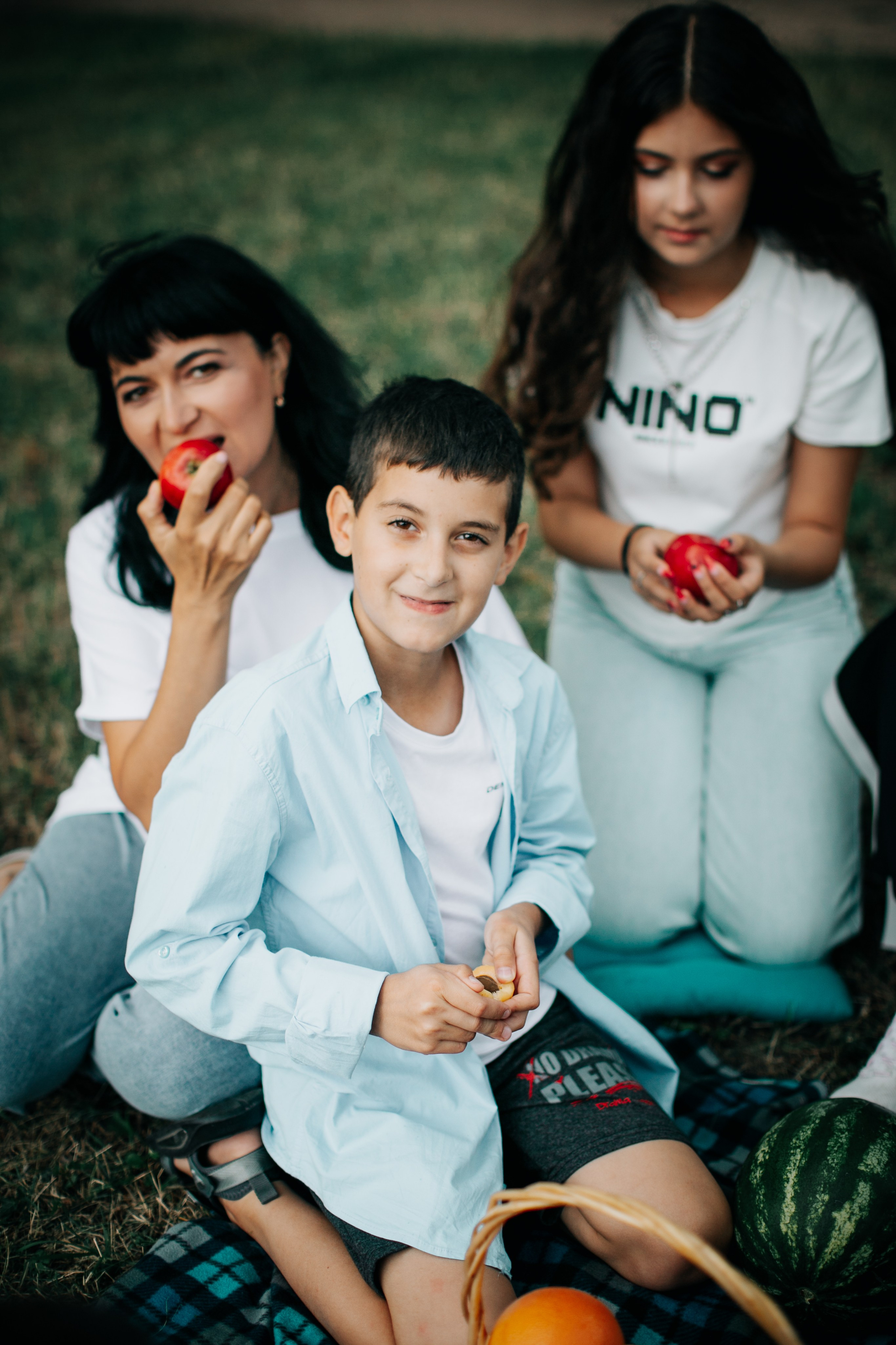 Семейная фотосессия в парке. Фотограф в Крыму