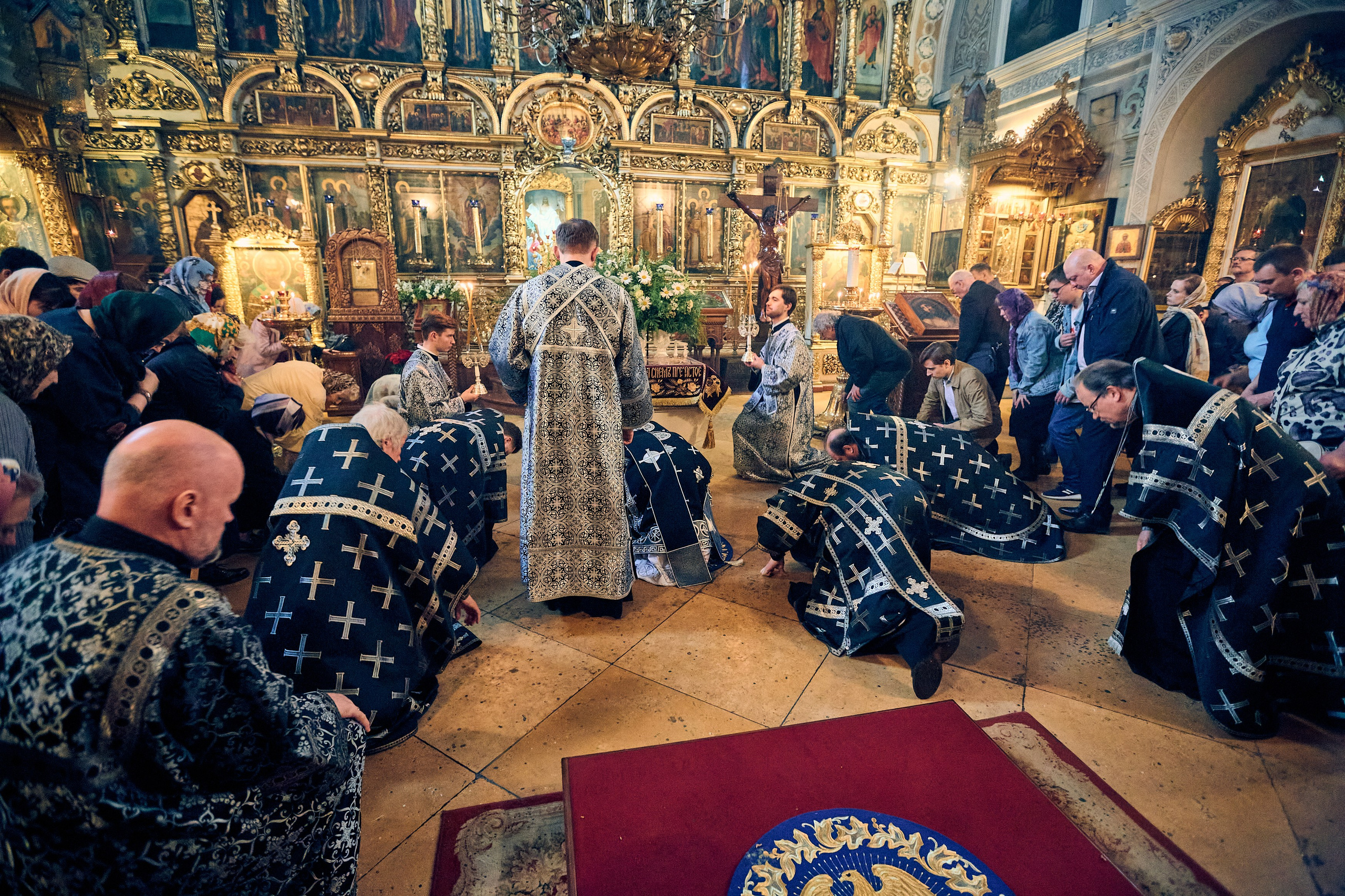 Утреня. Погребение Спасителя. DMITRY MOISEENKO — фотограф, художник, топ-стилист