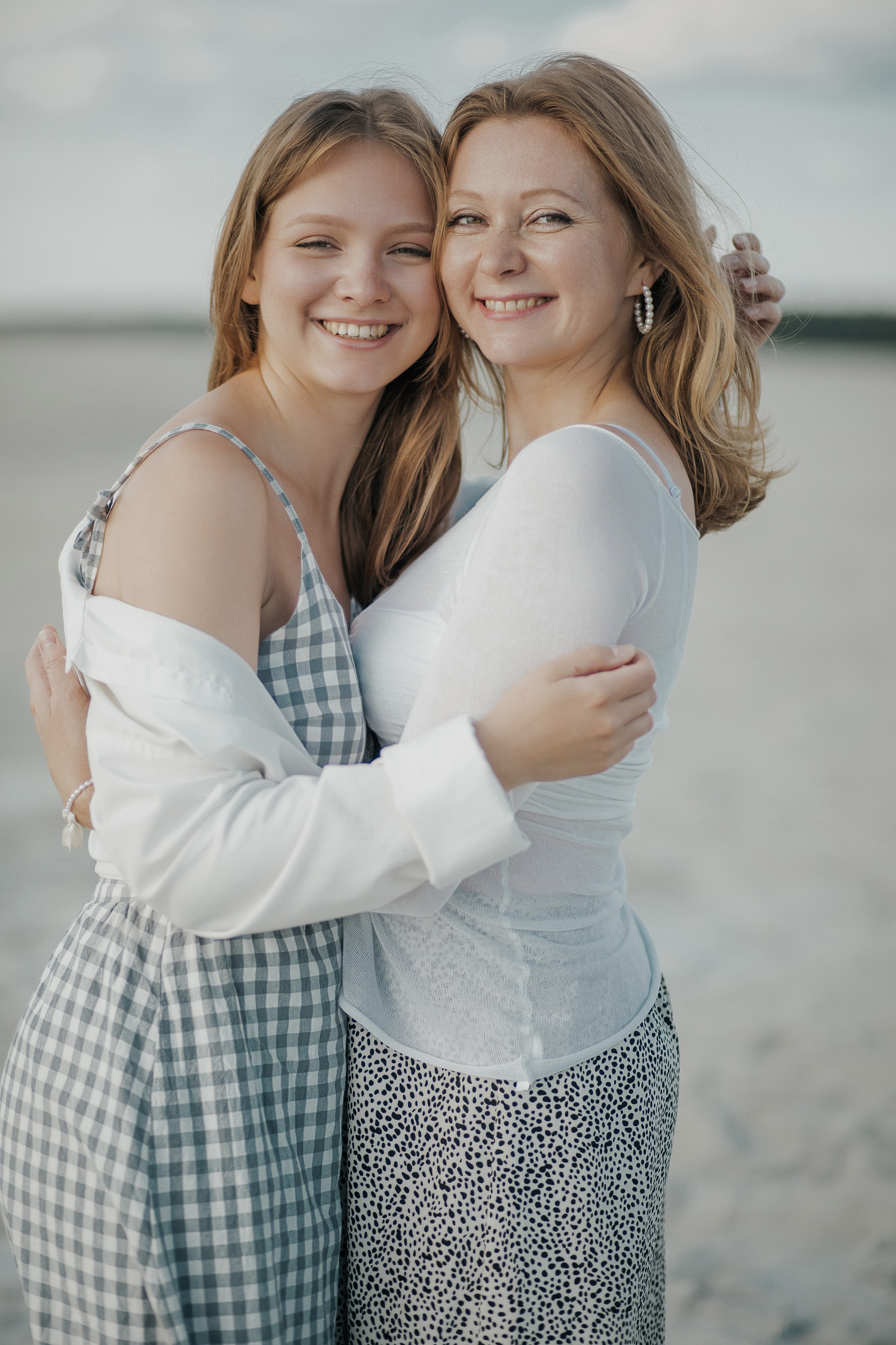 Семейная фотосессия в песках. Свадебный и семейный фотограф Ибрагимова Мария из Екатеринбурга