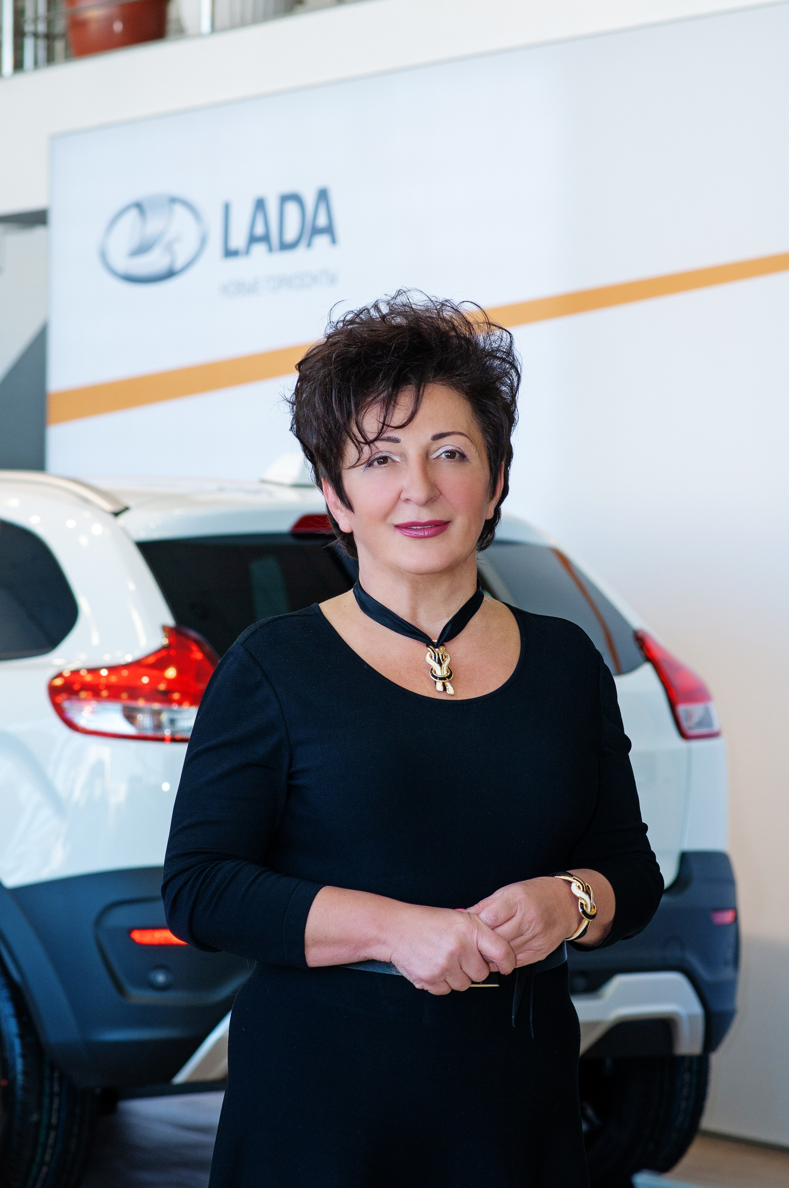 Портретная фотосъёмка для журнала. Профессиональная коммерческая, промышленная и репортажная фотосъёмка для бизнеса