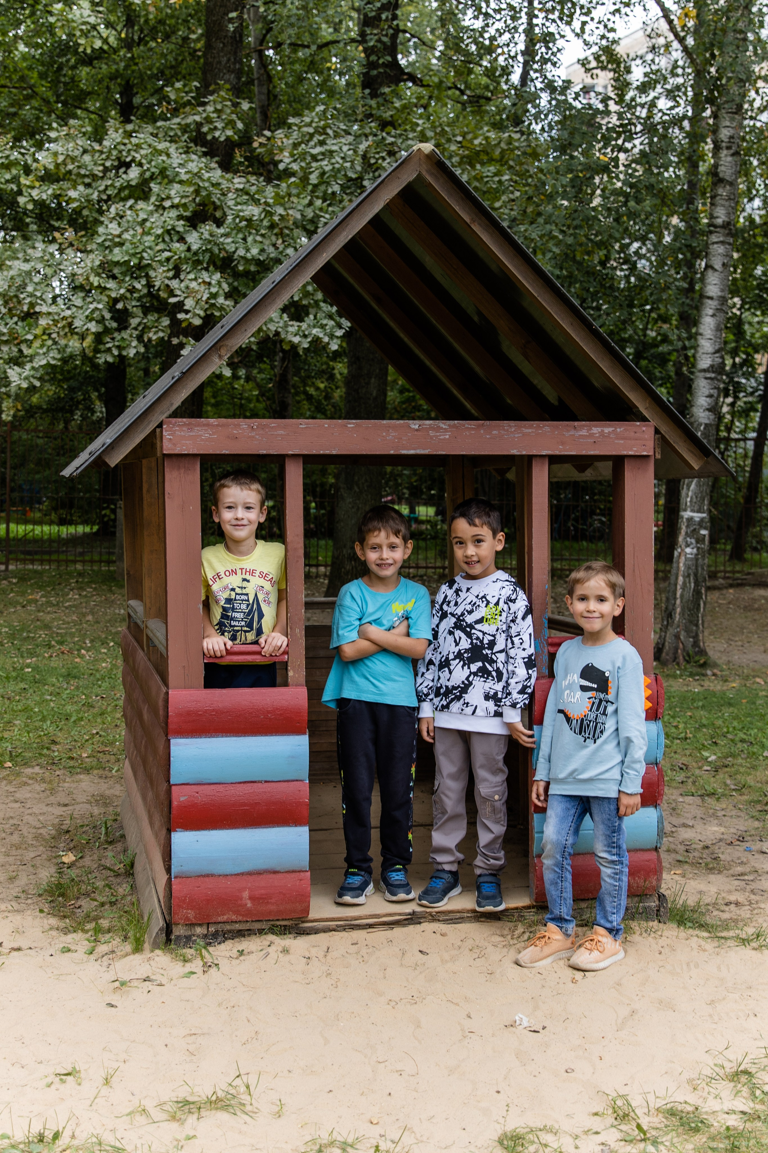 Прогулка группы № 8. Главная