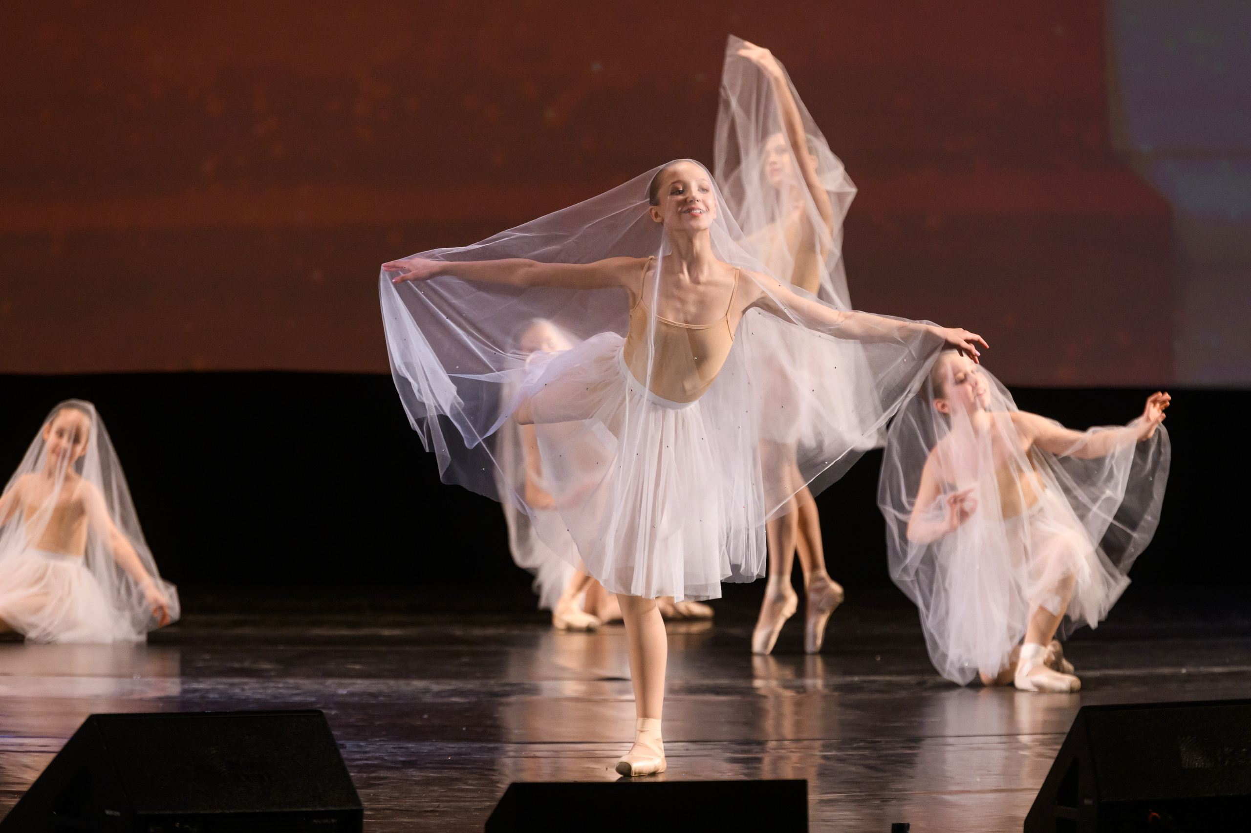 23 апреля, часть 1, БКЗ Октябрьский, г. Санкт-Петербург. Золотое яблочко