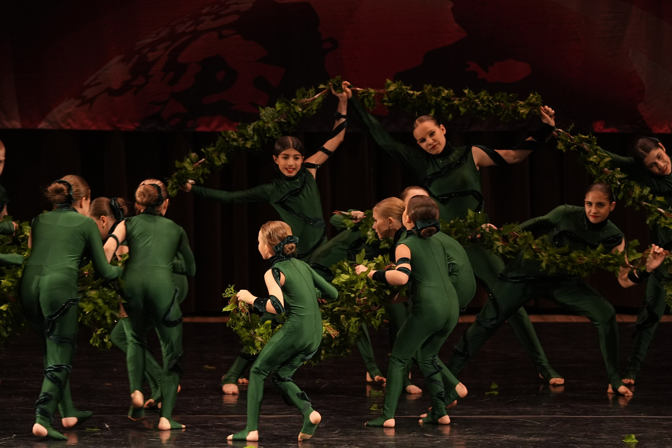 7 декабря, блок 2, г. Москва. Золотое яблочко