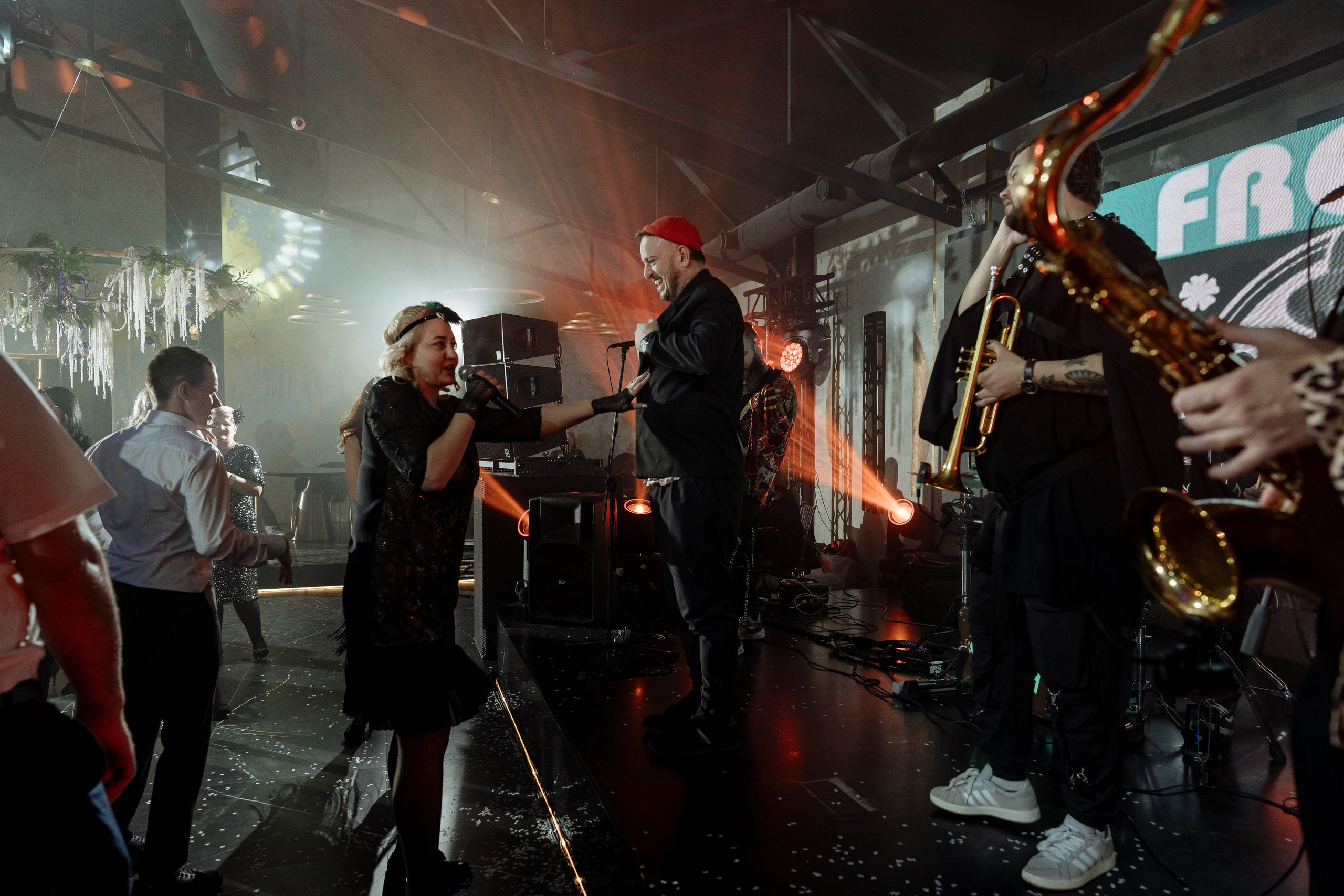 Альбион Тур