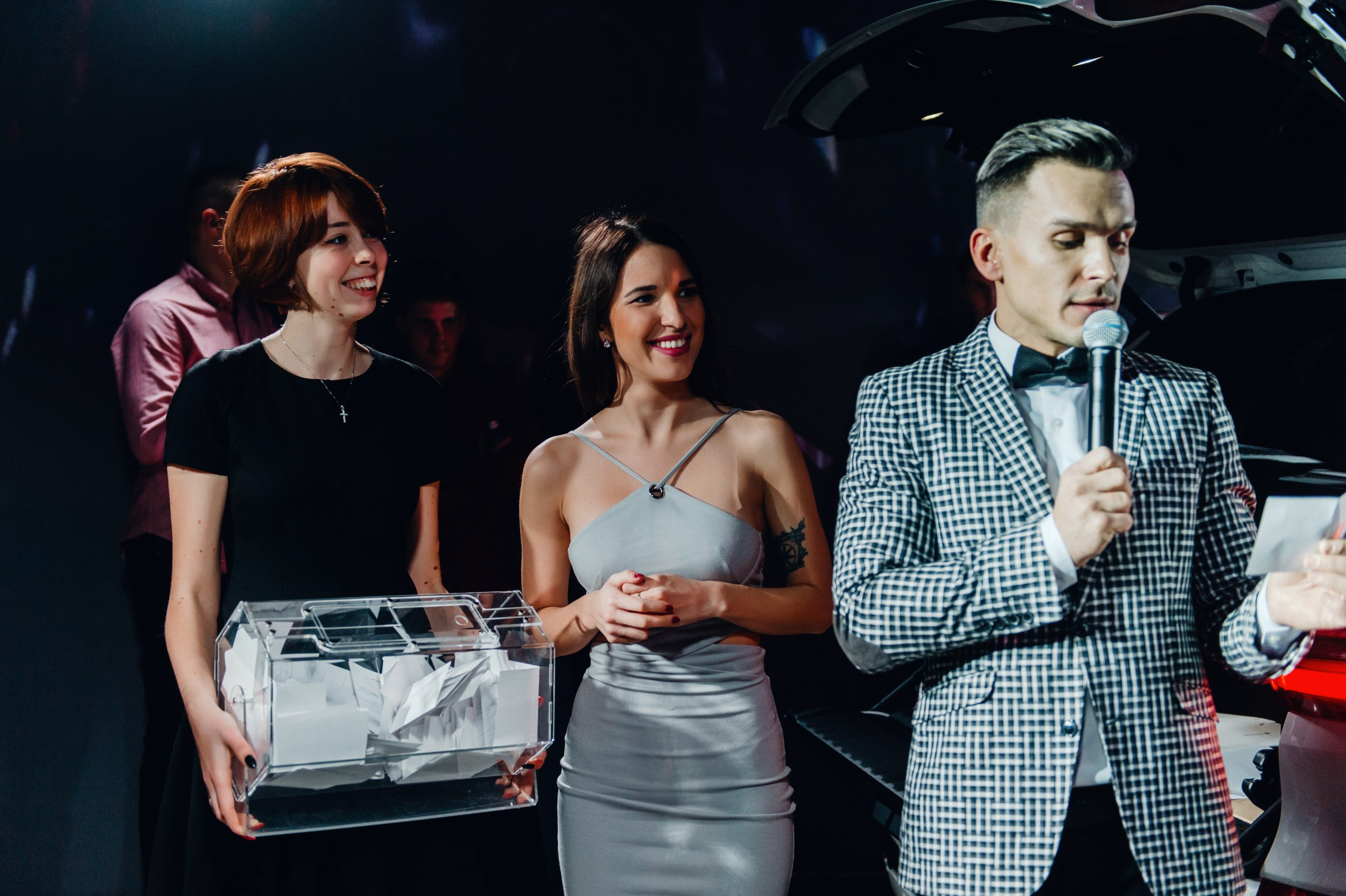 Презентация BMW 8. Свадебный фотограф в Москве Владимир Симонов