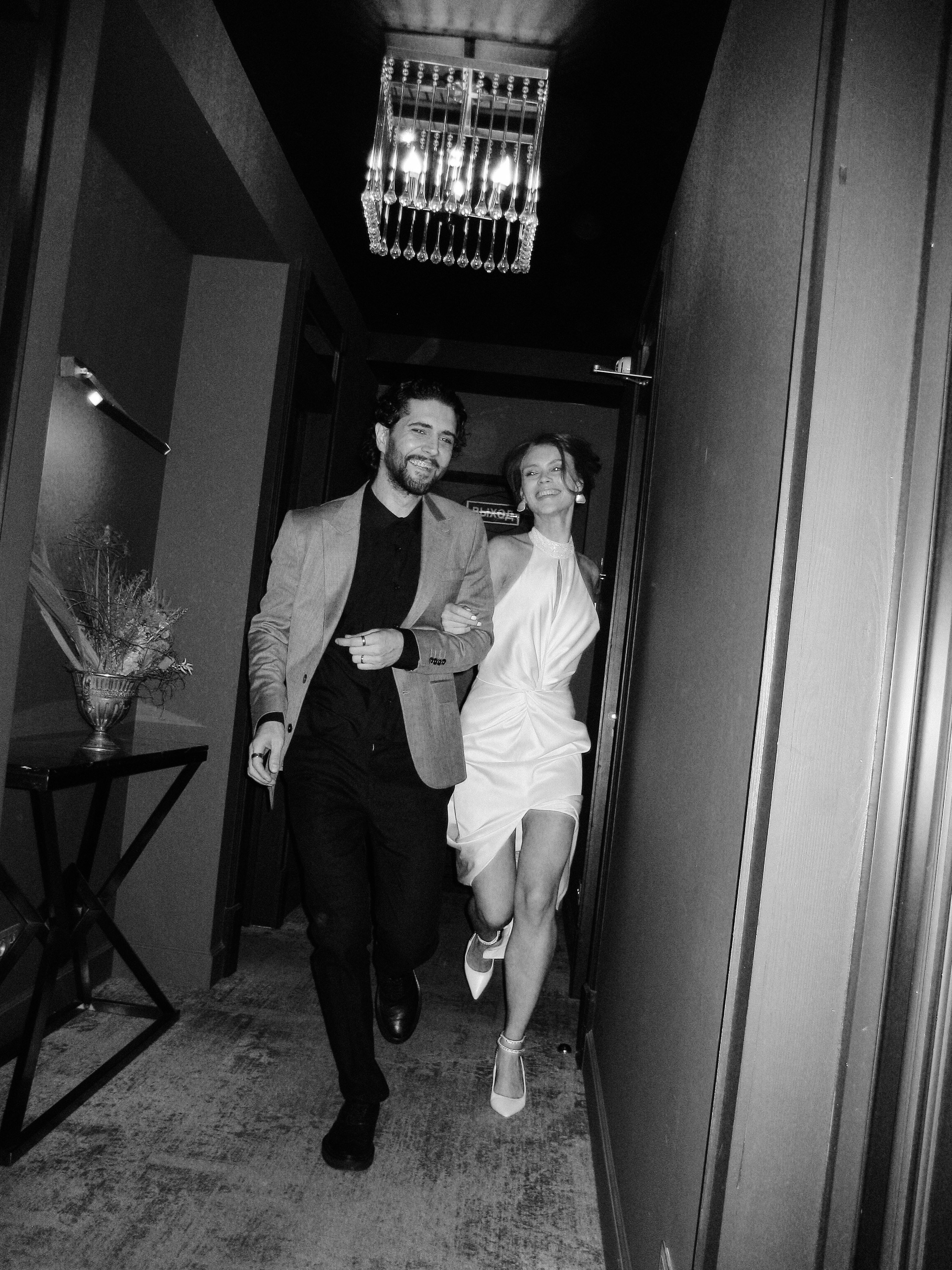 Свадебная фотосессия в бутик отеле Арбат 6, свадебный фотограф в Москве