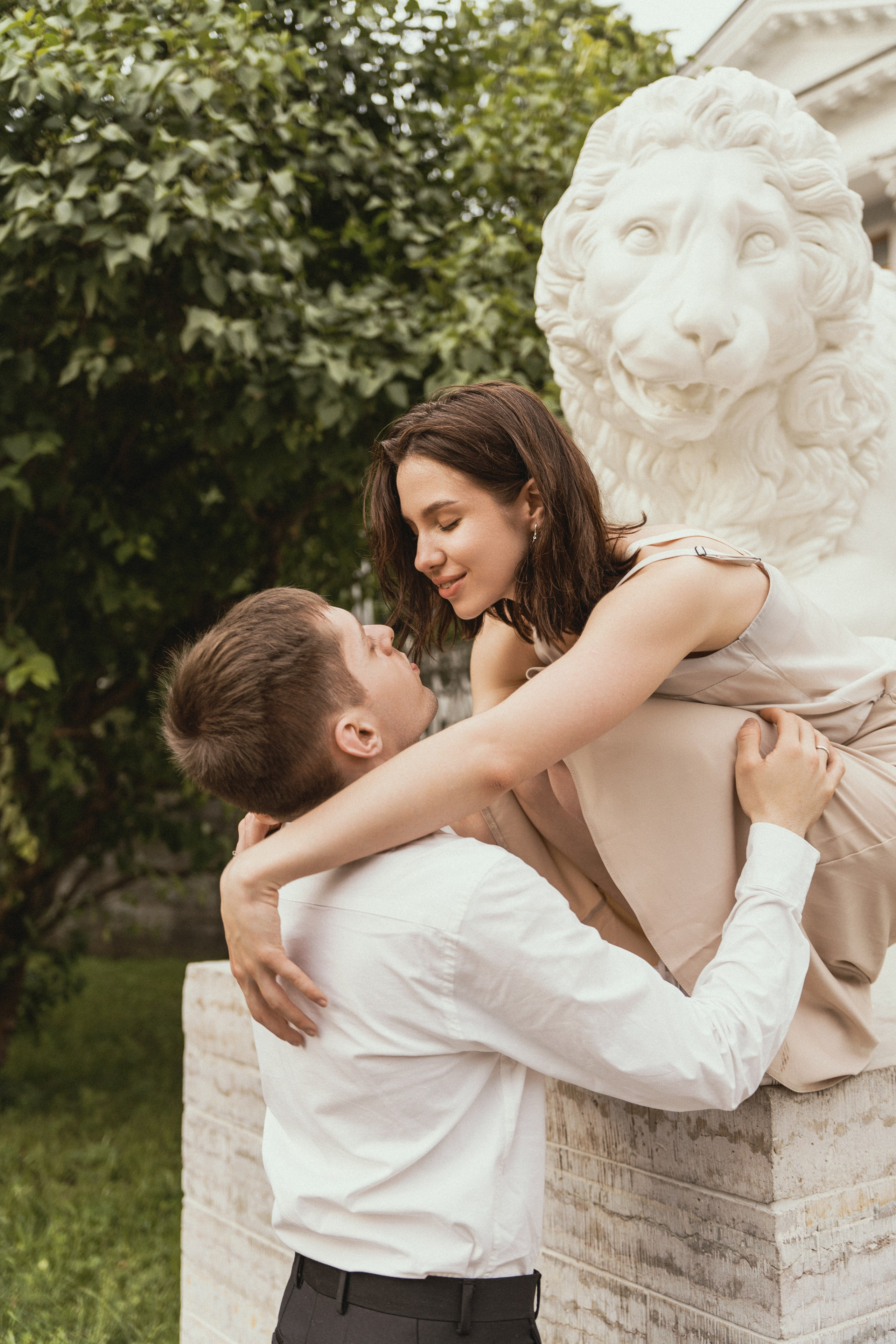 Фотосессия лавстори в парке