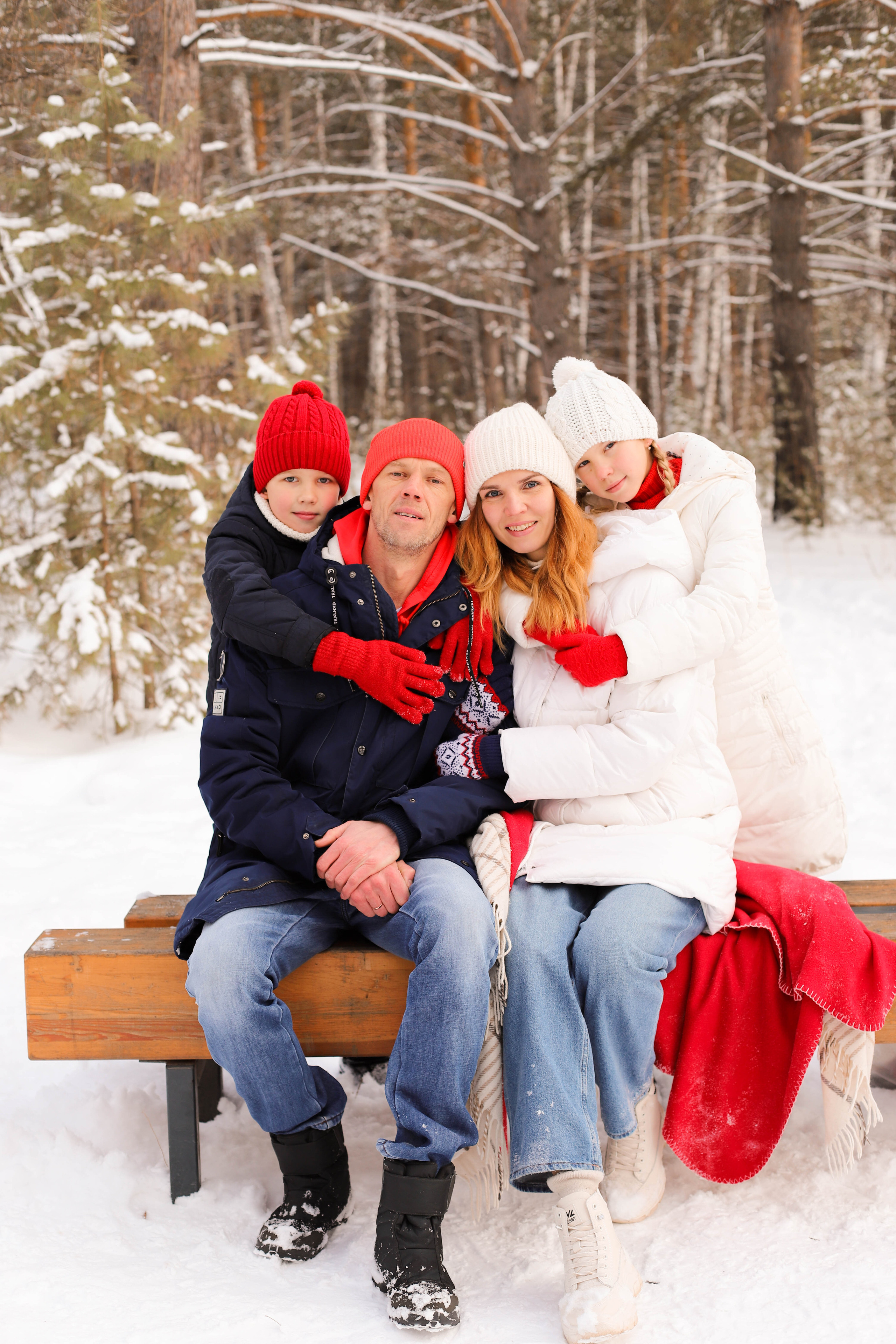 В сосновом лесу. Семейный и детский фотограф в Красноярске Анна Шори