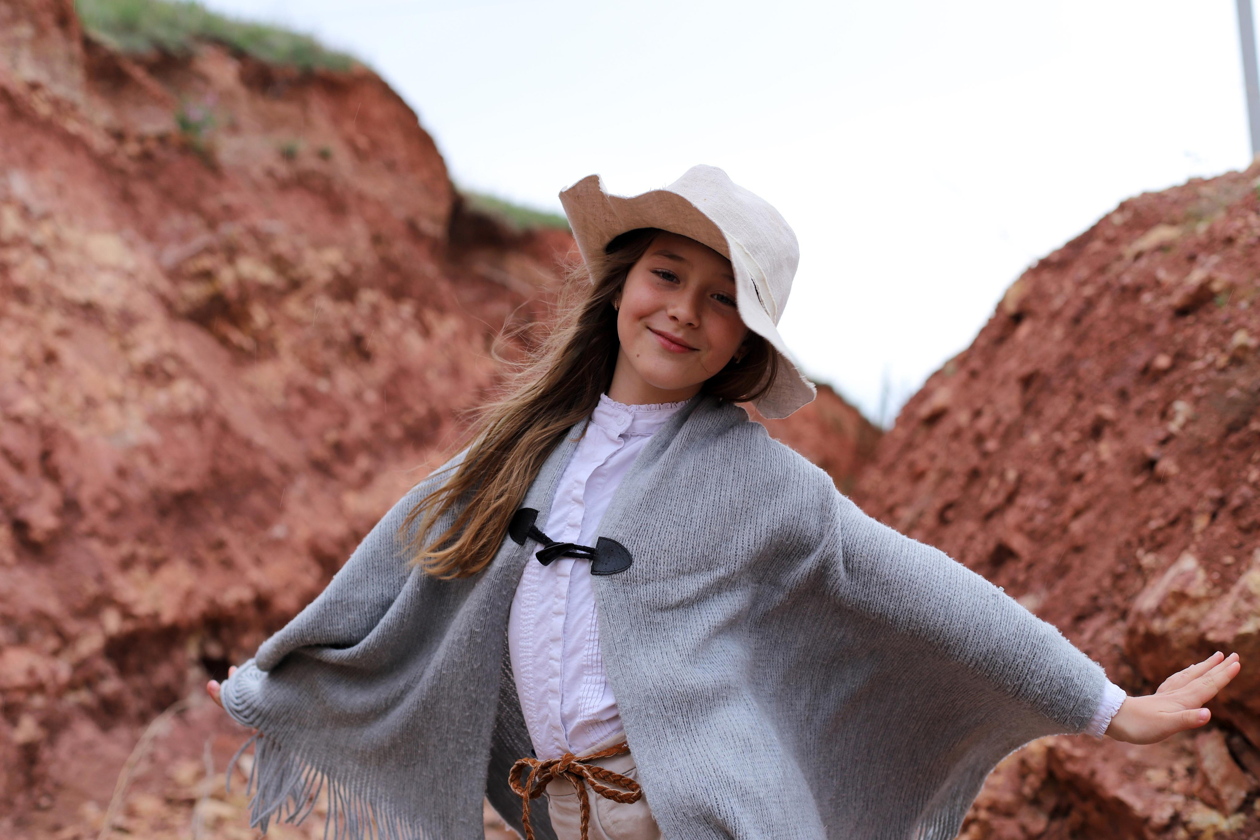 Лиза в карьере. Семейный и детский фотограф в Красноярске Анна Шори