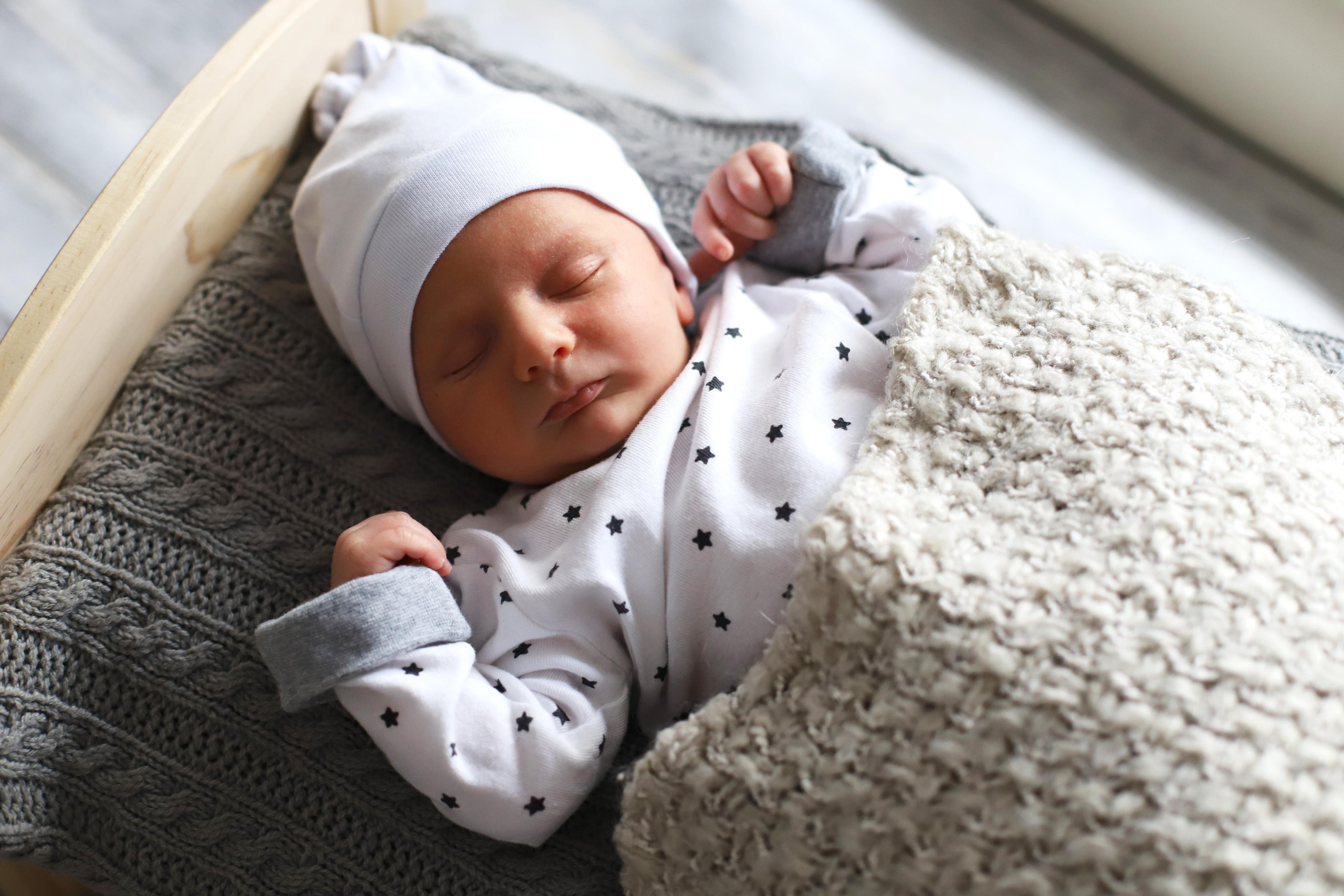 Новорожденный. Семейный и детский фотограф в Красноярске Анна Шори