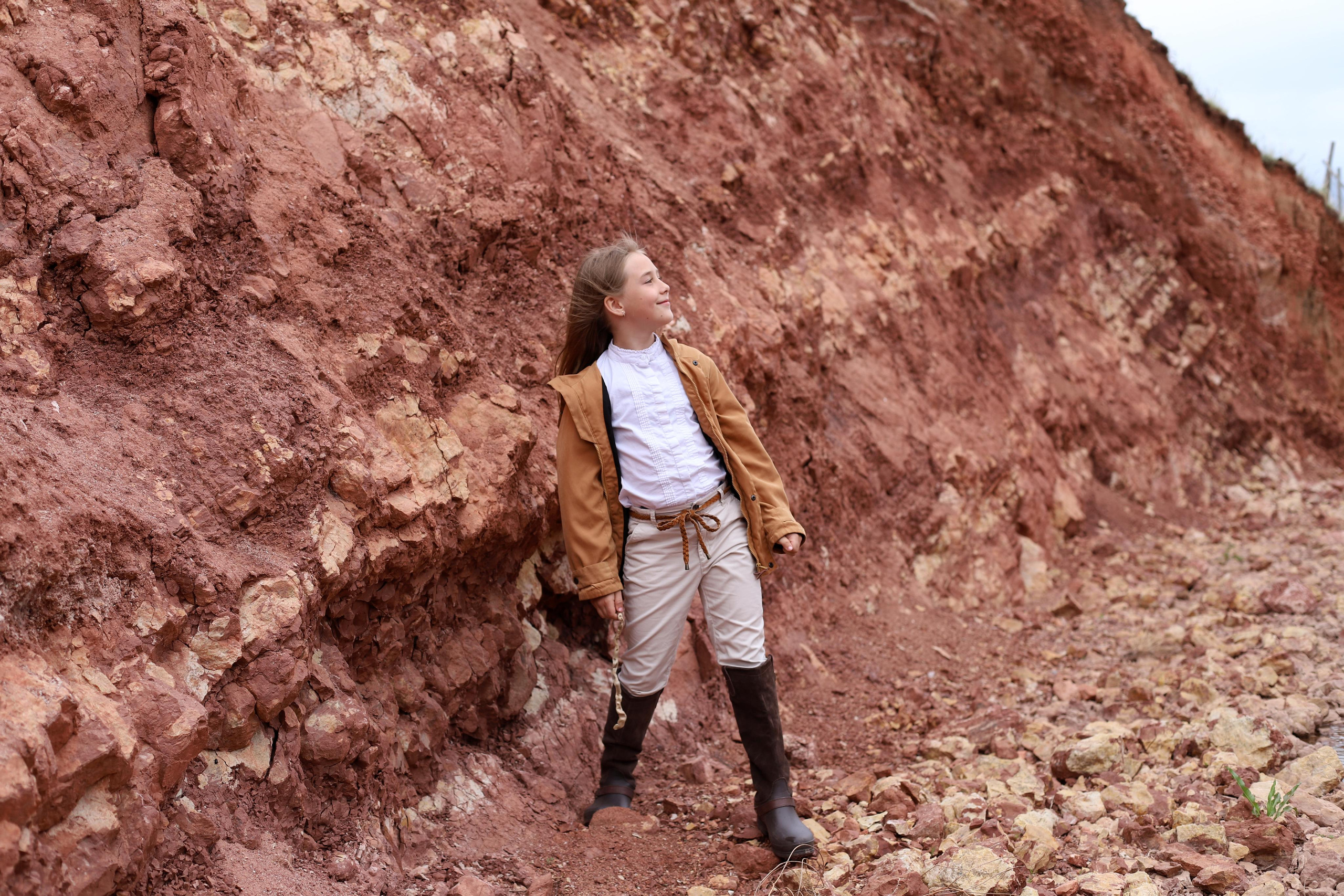 Лиза в карьере. Семейный и детский фотограф в Красноярске Анна Шори