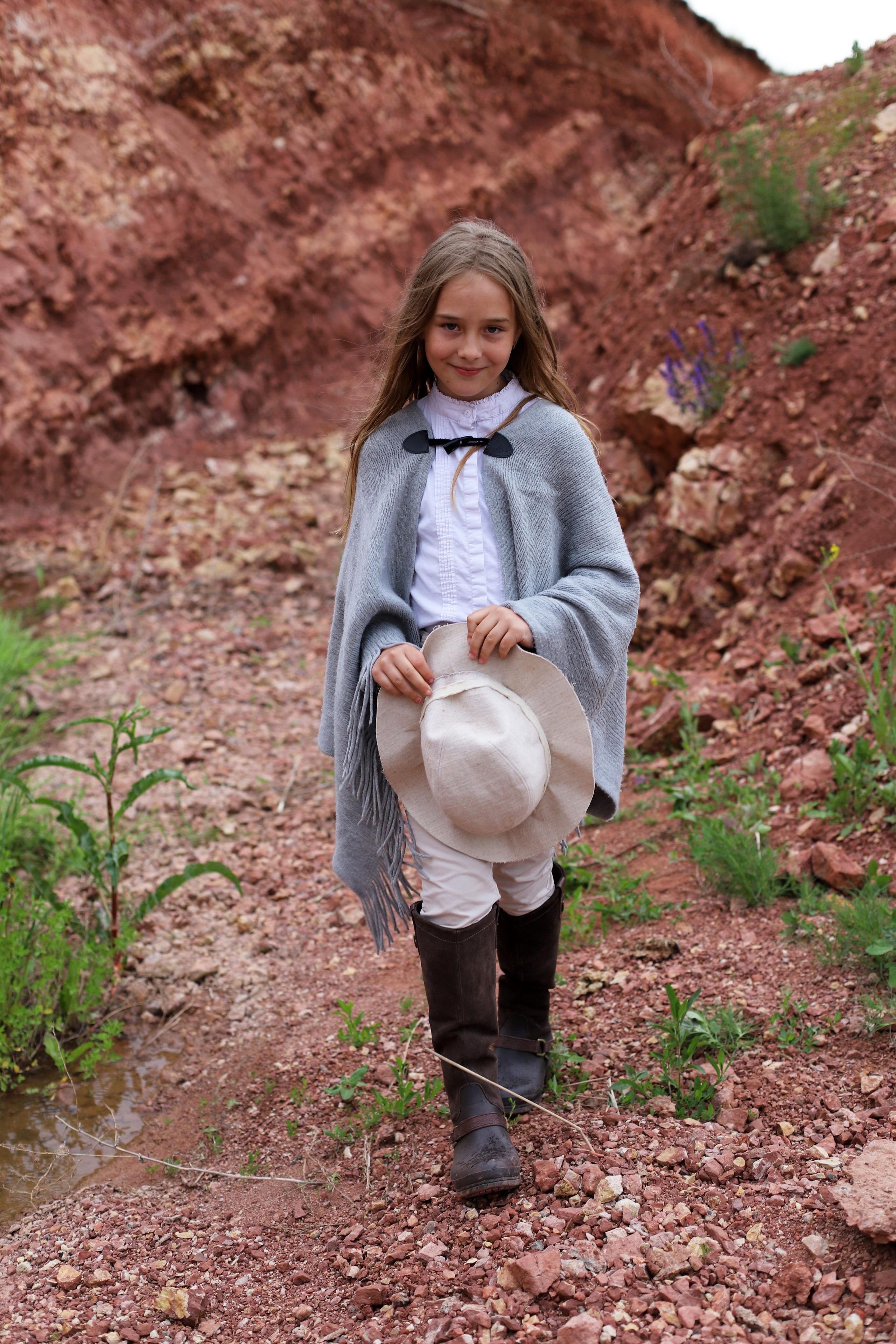 Лиза в карьере. Семейный и детский фотограф в Красноярске Анна Шори