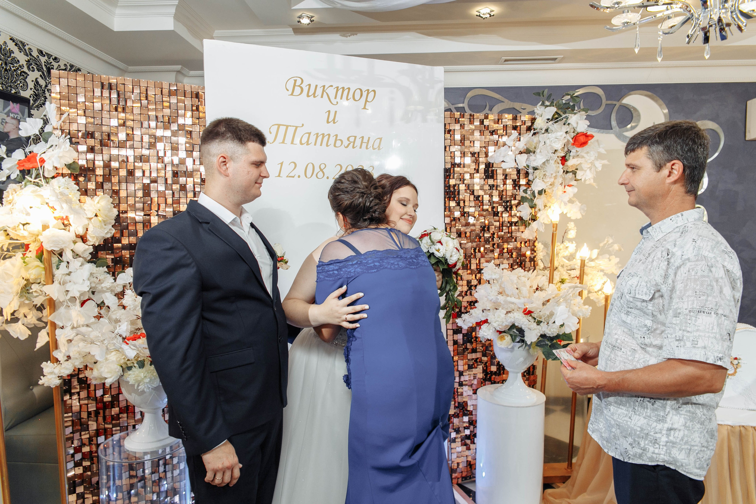 Татьяна и Виктор: настоящая русская свадьба. Событийный фотограф Максим Бескоровайновнов