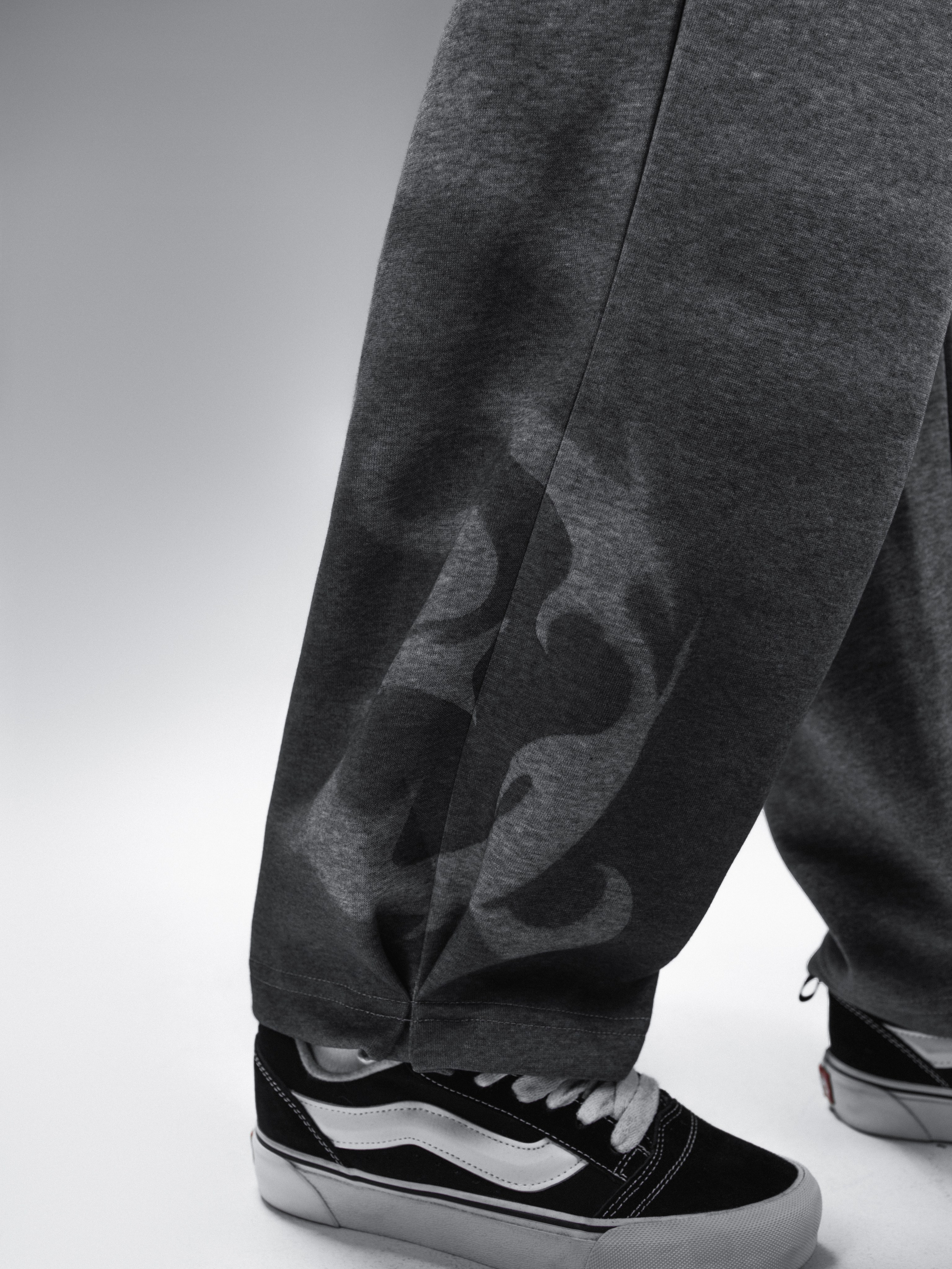 КАТАЛОГ | серый фон. RUNA production — стильные съемки для брендов