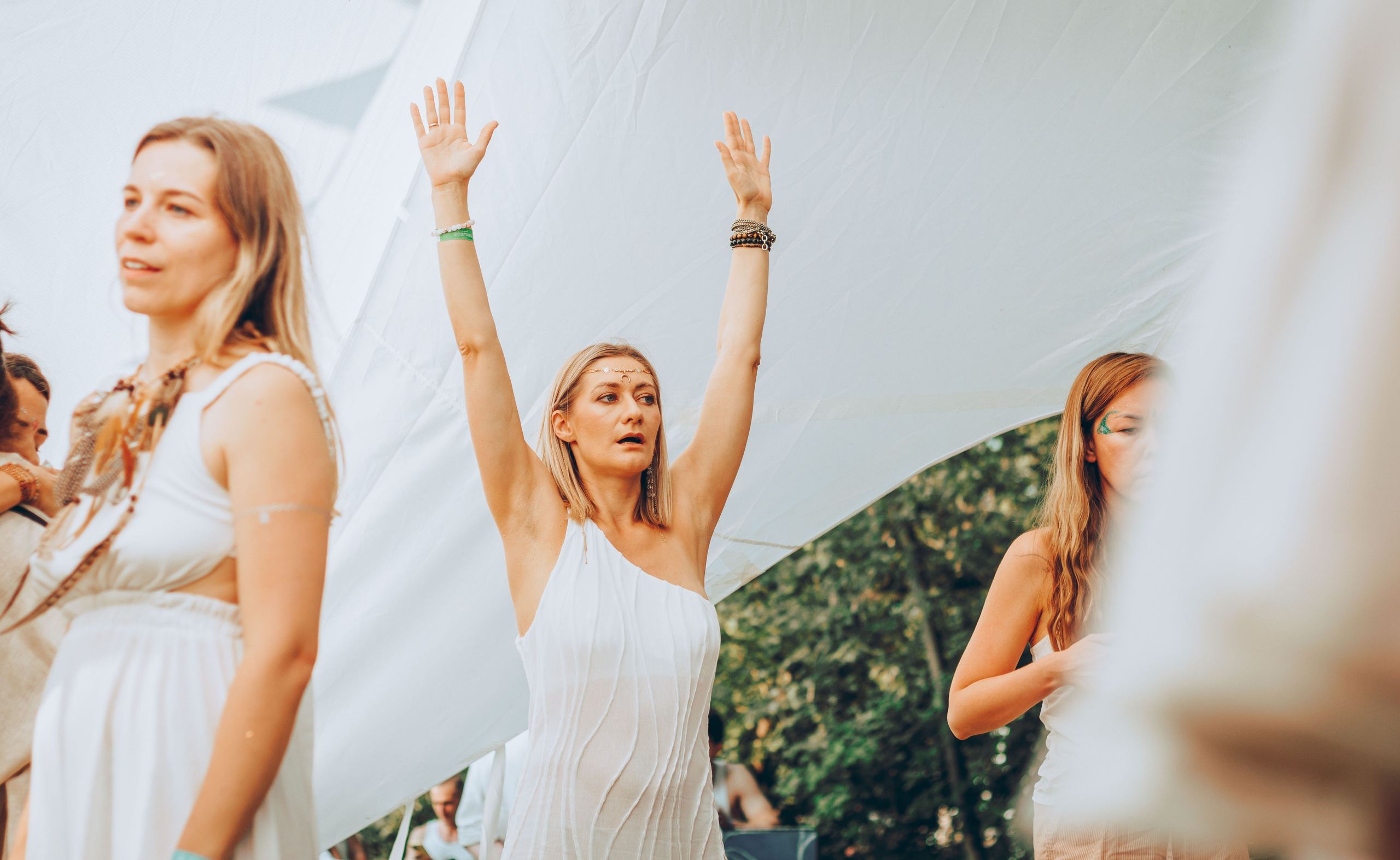 ECSTATIC WHITE |2024. Фотограф Аннё| Москва