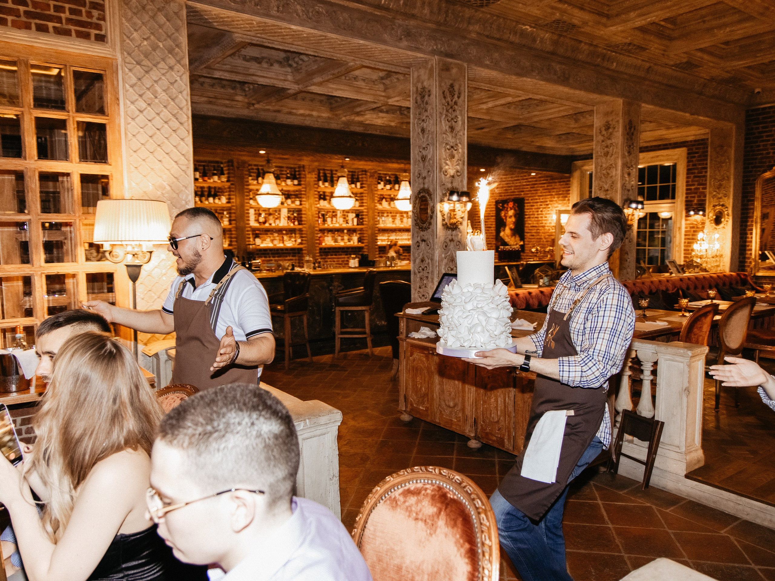 Ресторан Фонд культуры|Всеволод и Дарья. Свадебный фотограф Челябинск Зиненко Виктория