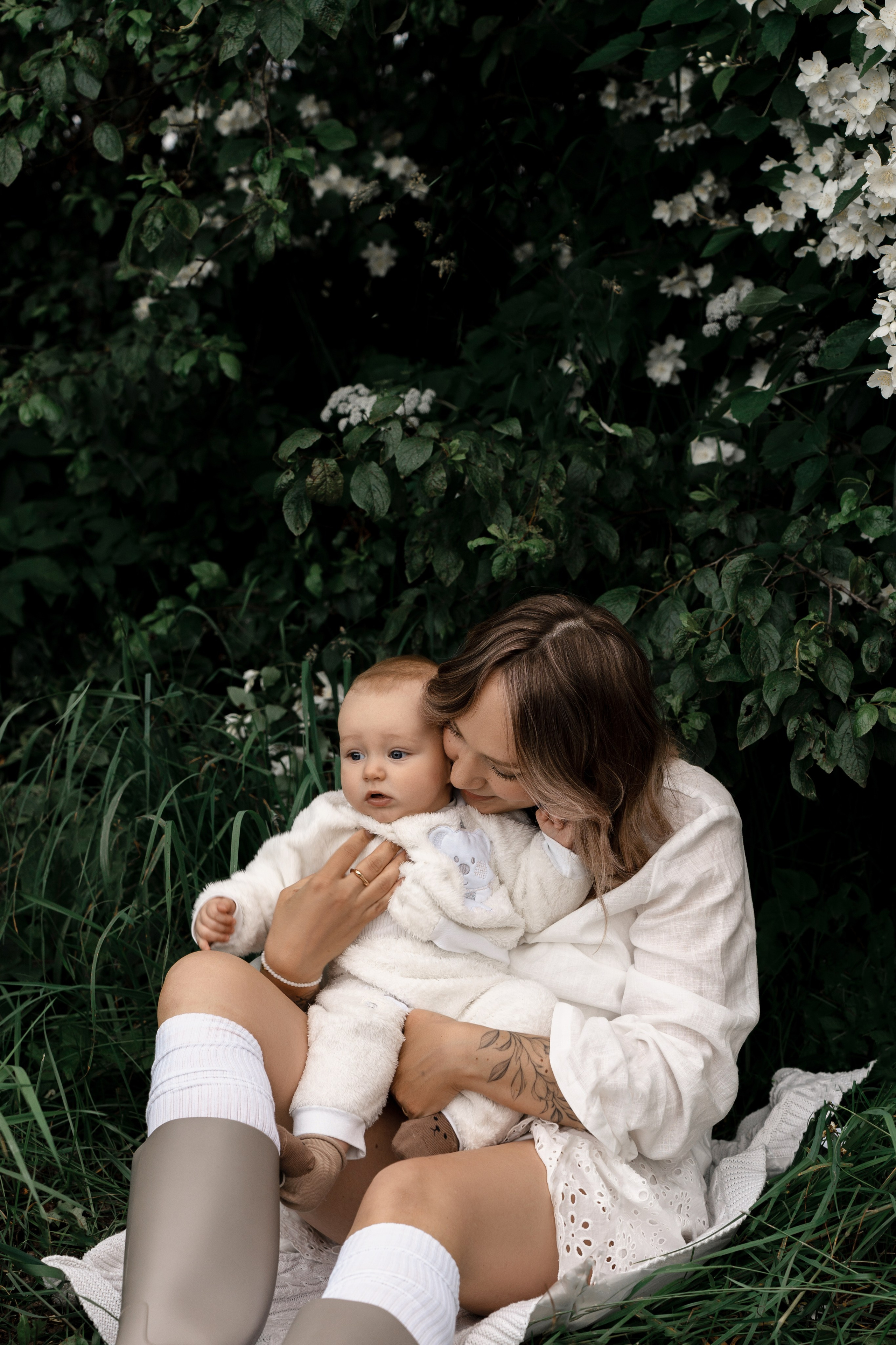 Первые полгодика рядом с мамой. Ваш семейный фотограф в Минске — Вика Трегубова