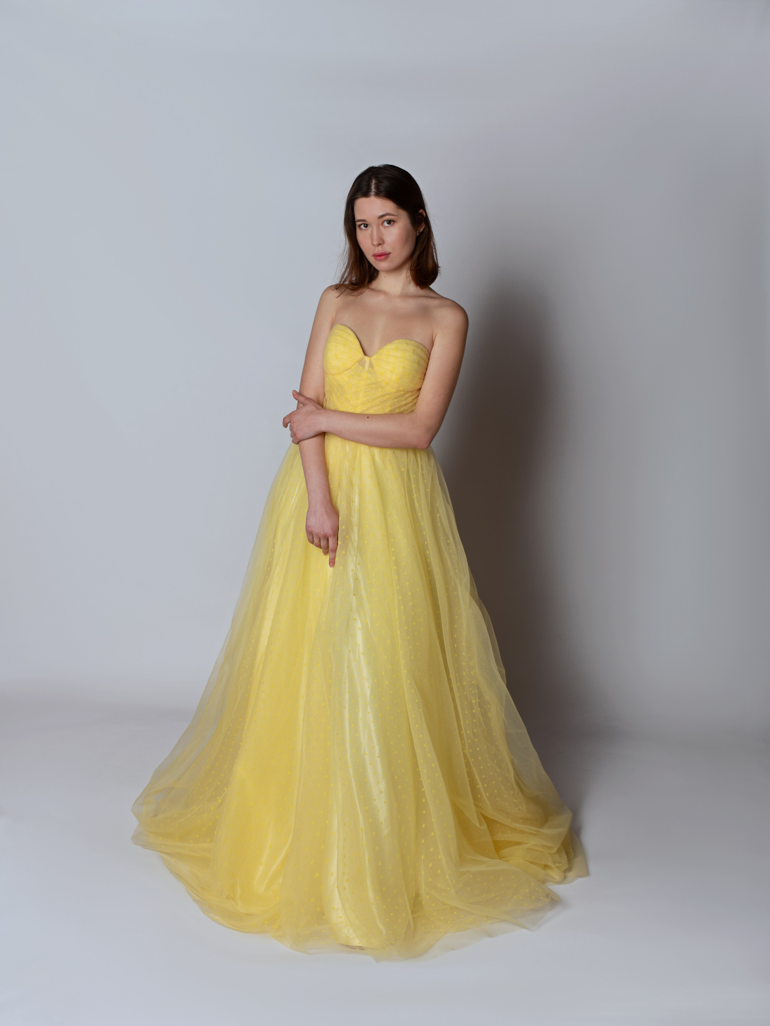 Севастопольская аренда платьев для мероприятий и фотосессий