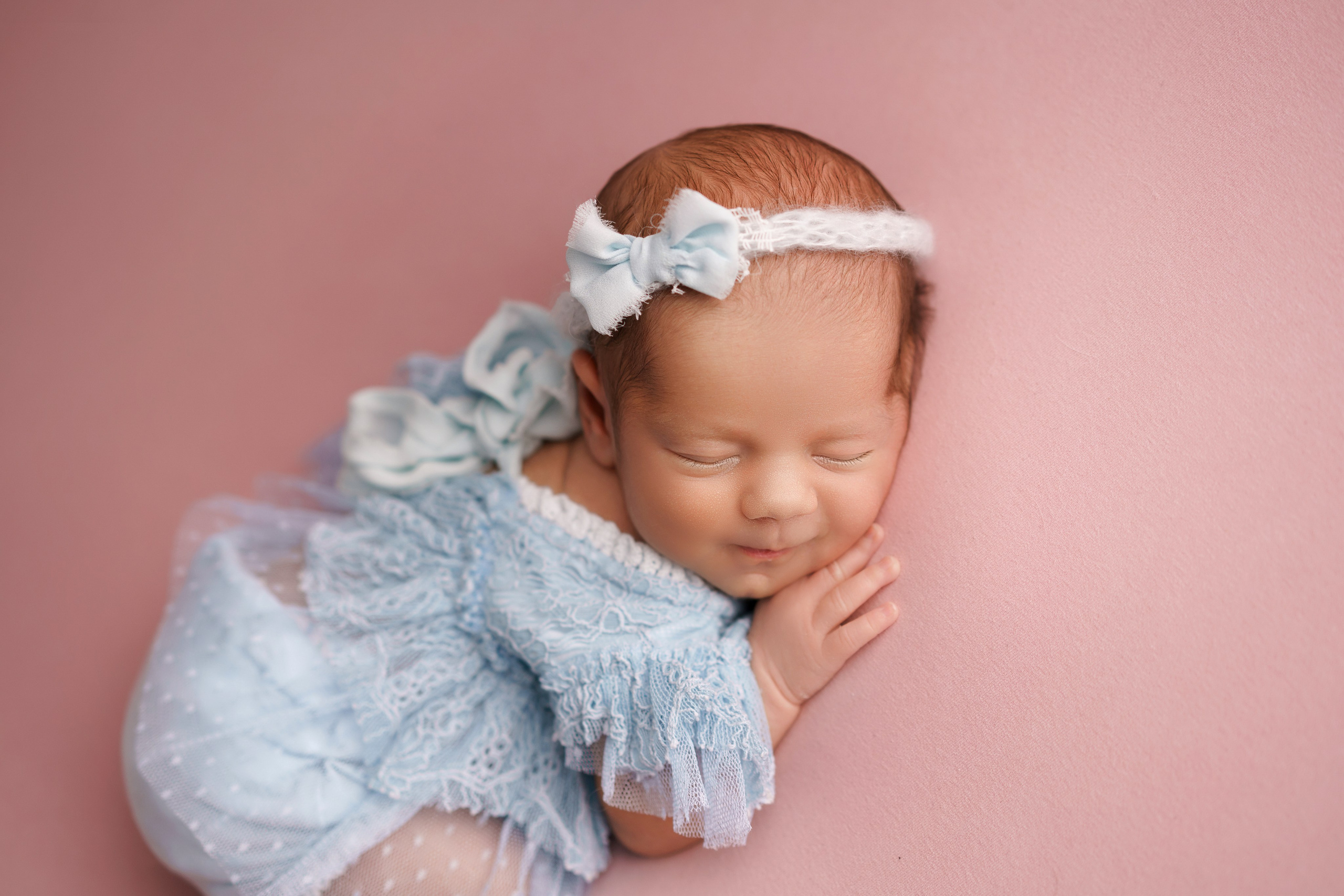 Фотосессия новорожденных | Галерея трогательных кадров малышей в стиле newborn. Фотосессия новорожденных в Москве и Московской области | Профессиональный фотограф newborn — Татьяна Иванова