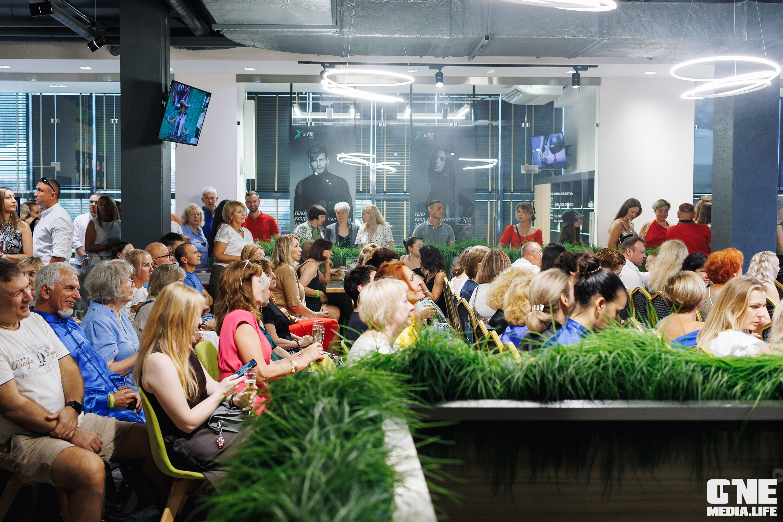 Фоторепортаж с 5-летия фитнес-клуба X-Fit. One Media Life: фоторепортажи, фотоотчеты с мероприятий и заведений