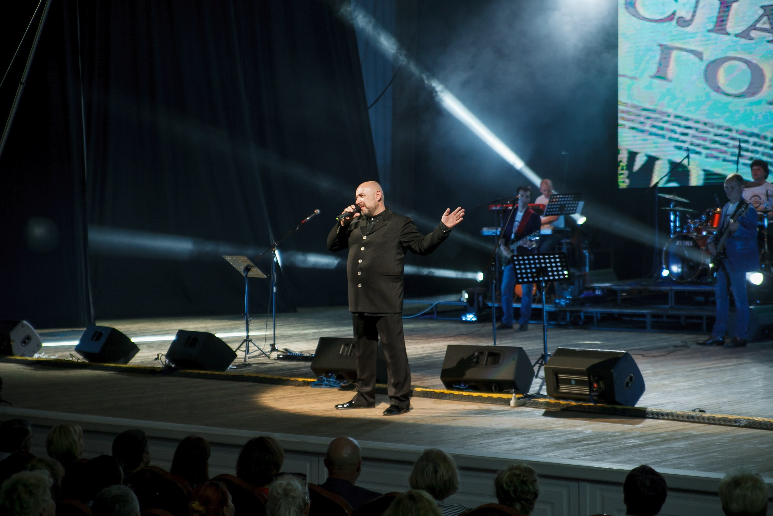 ЦКЗ перезагрузка ХХ века. Свадебный и детский фотограф в Волгограде Слава Белов