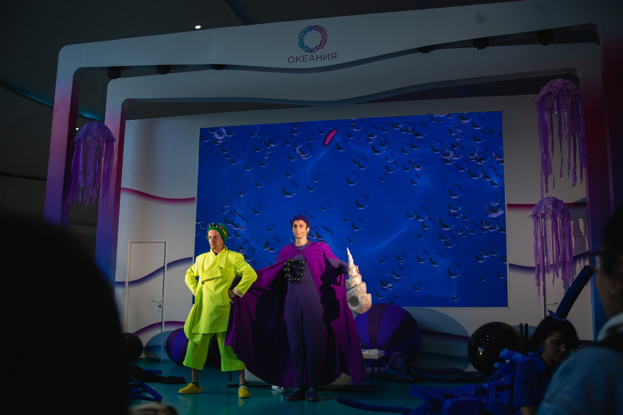 Сказка в ТЦ Океания. Репортажный и концертный фотограф в Москве Анастасия Осень