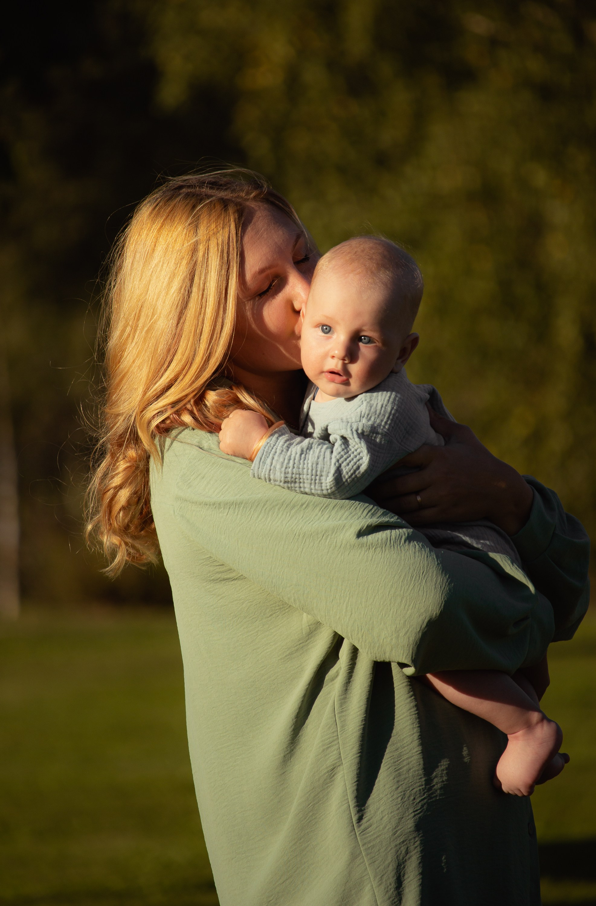 Наташа с малышом. Фотограф Великий Новгород Татьяна Чиглинцева
