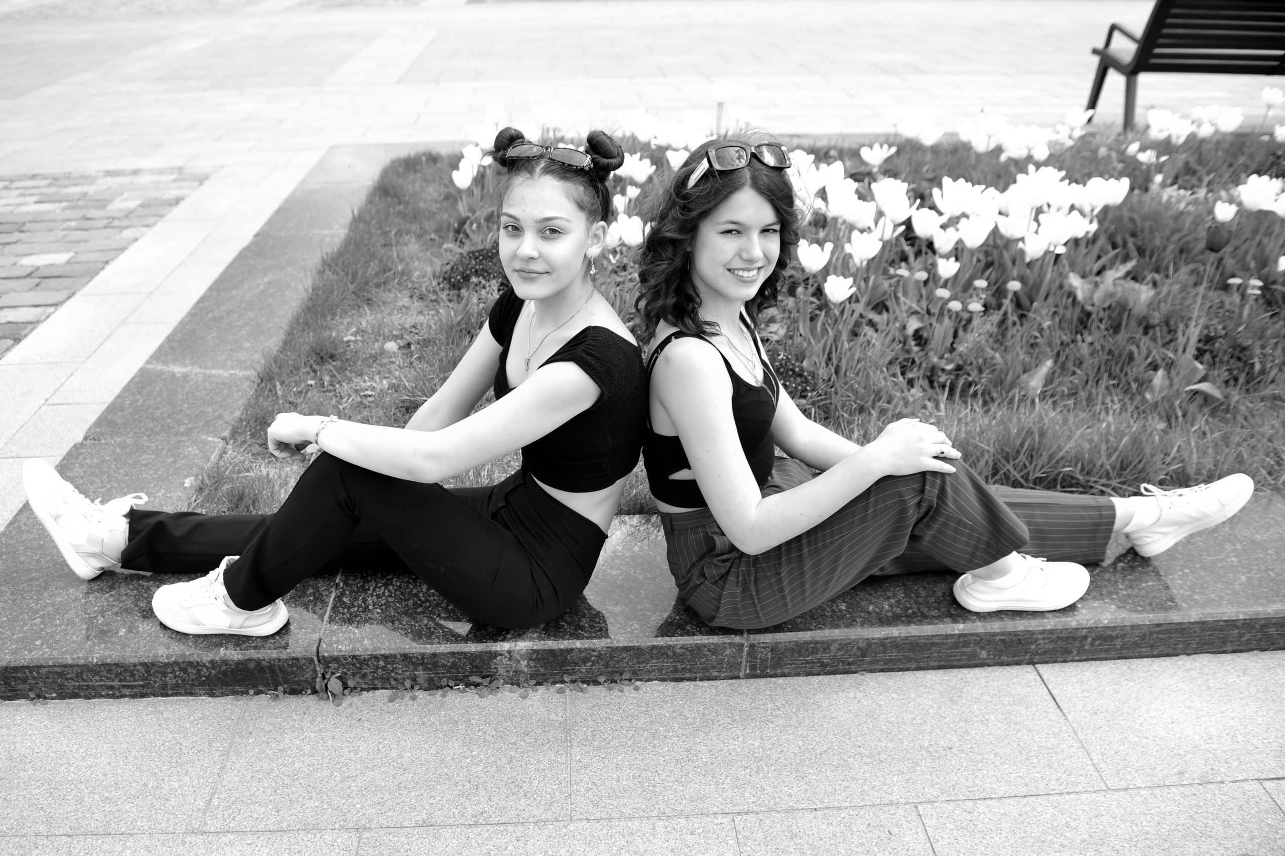 Последний Звонок на Поклонной Горе (уличная фотосессия 9-классников). Свадебный и семейный фотограф в Москве Ирина Гончарова