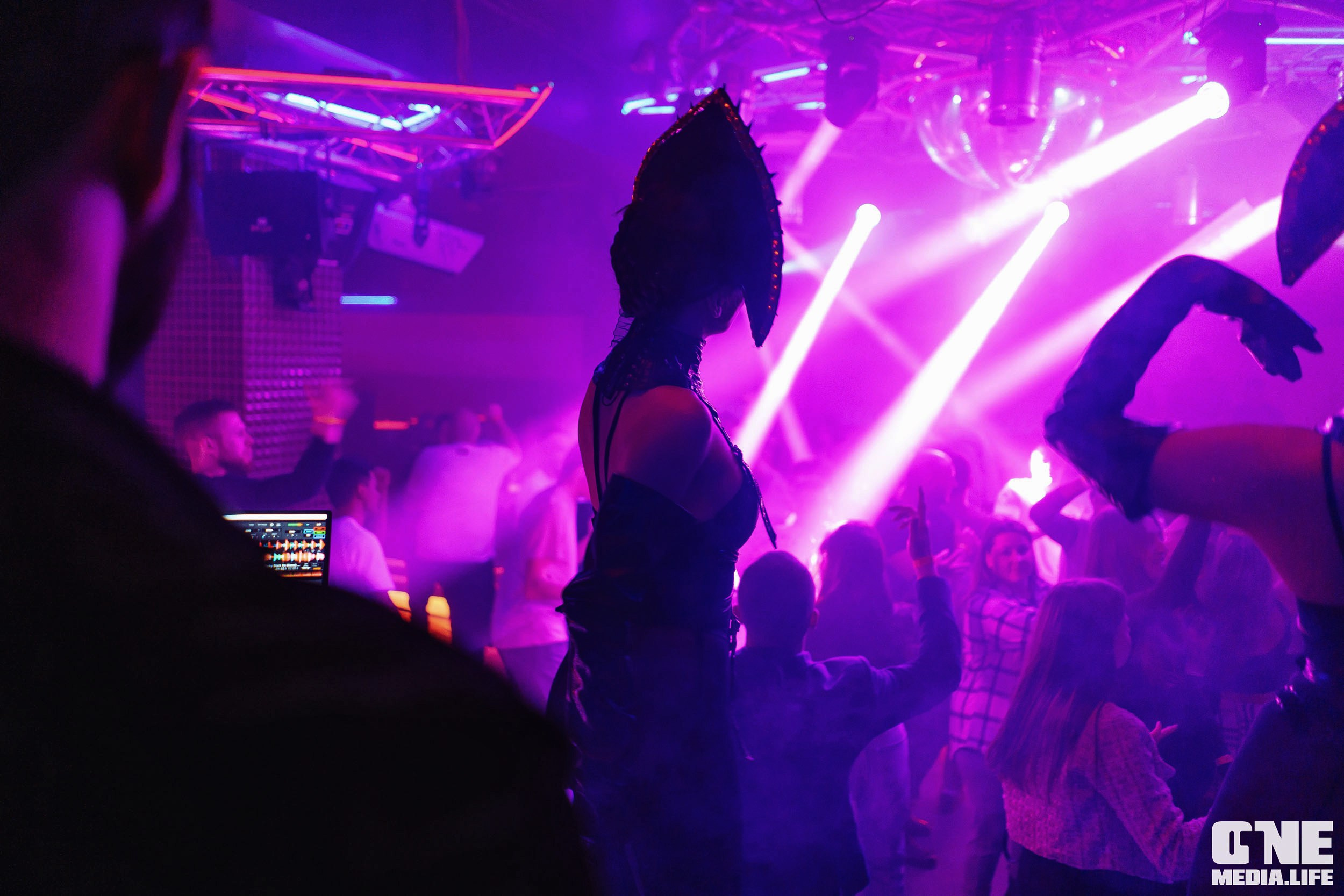 Фоторепортаж из РК Планета. One Media Life: фоторепортажи, фотоотчеты с мероприятий и заведений