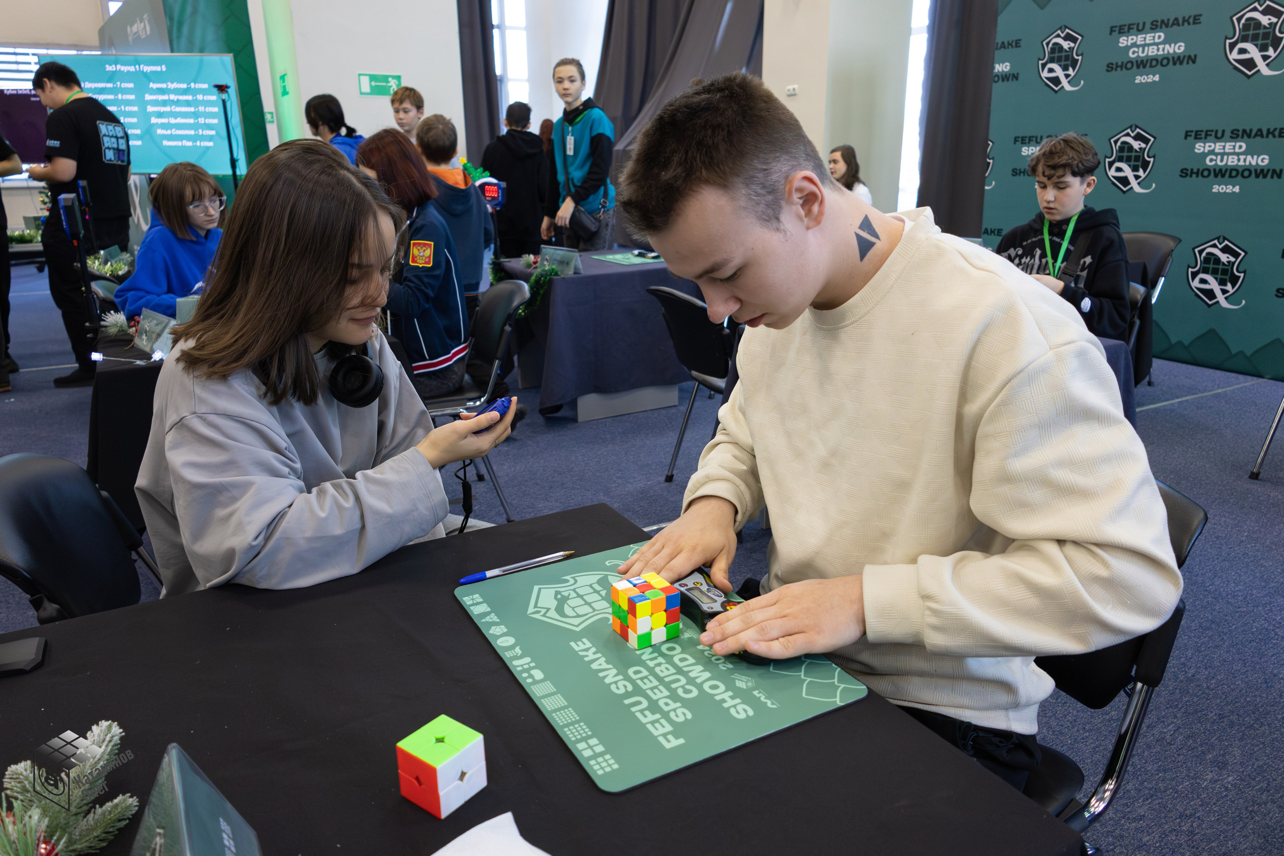 FEFU Snake Speedcubing Showdown 2024. Олег Катакинов| Репортажный фотограф в городе у моря (Владивосток)