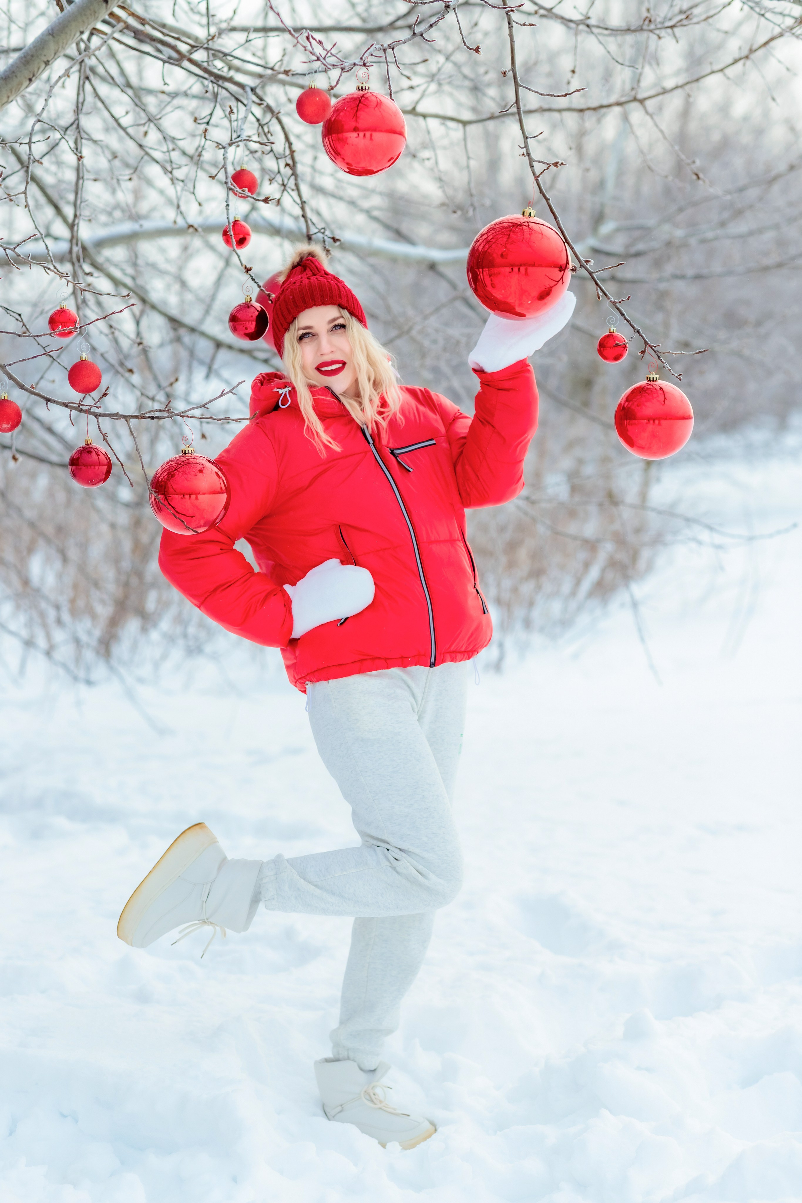 Фотопроект «Красные ШАРЫ». Фотограф Алина Лебедь