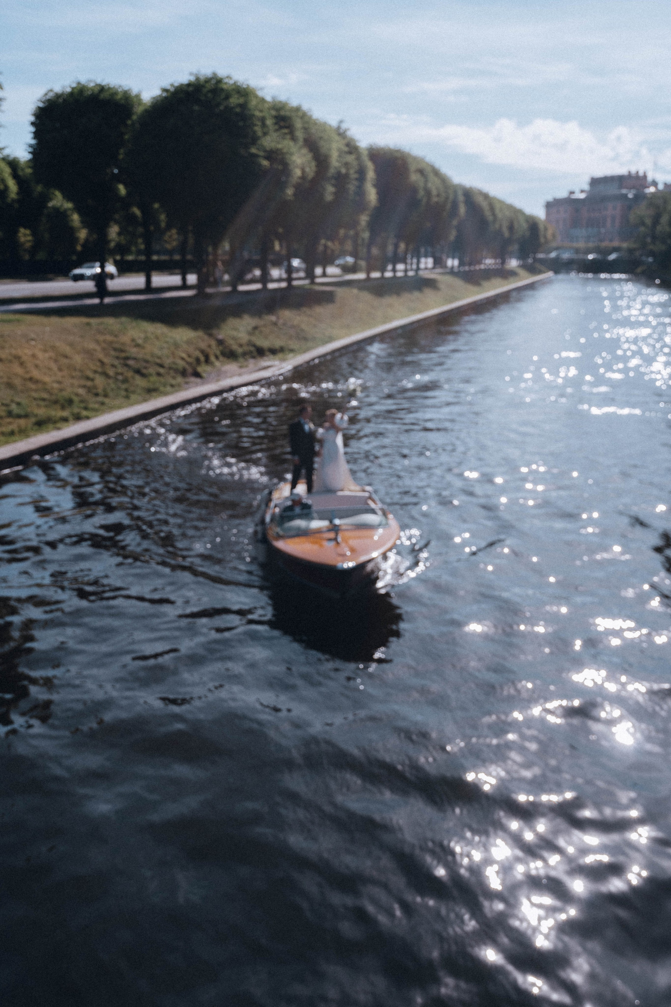 СВАДЕНБНАЯ СЬЕМКА НА КАТЕРЕ ПО КАНАЛАМ САНКТ-ПЕТЕРБУРГА И В АКВАТОРИИ НЕВЫ. Профессиональный фотограф, Санкт-Петербург — Виктория Богомолова