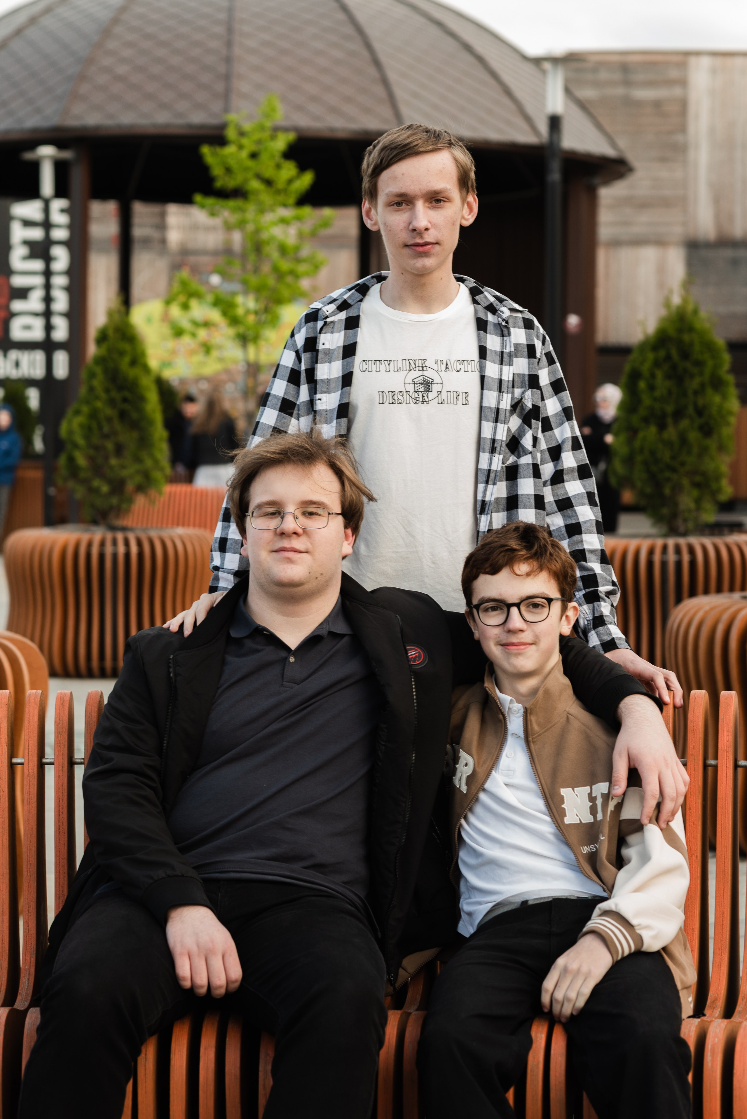 Фотосессия 9 класса в мае — Кристина Черникова. Фотограф Кристина Черникова — Москва | Семейные съёмки и фотоальбомы