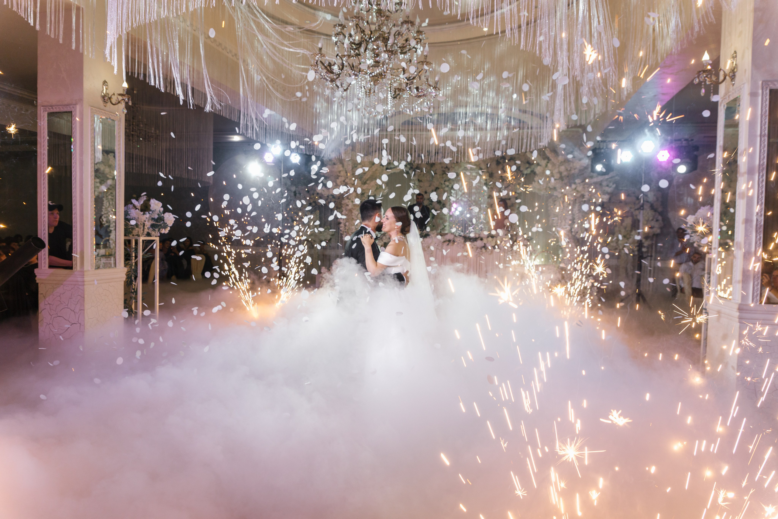 Владислав и Диана. Свадебный фотограф в Пятигорске и КМВ Софья Аджикеримова