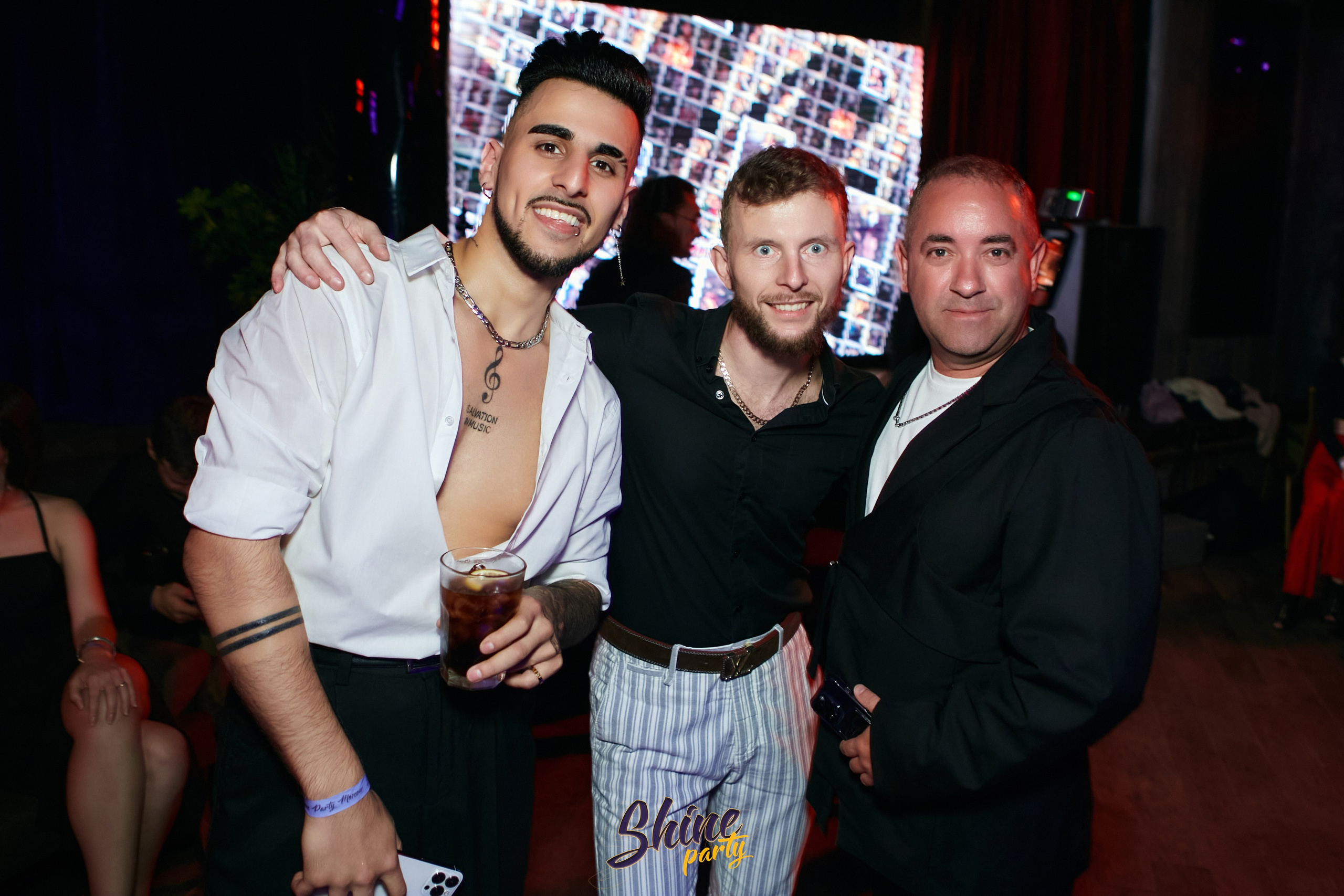 Shine party bachata. Свадебный фотограф