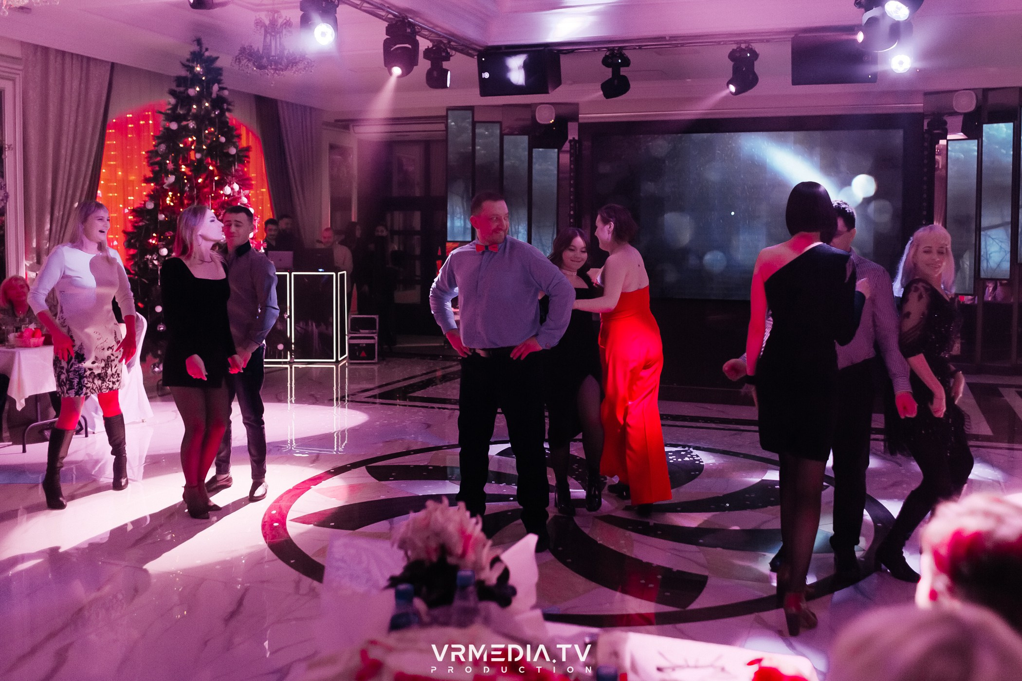 Новогодний вечер в ресторане «Лазурный Берег»