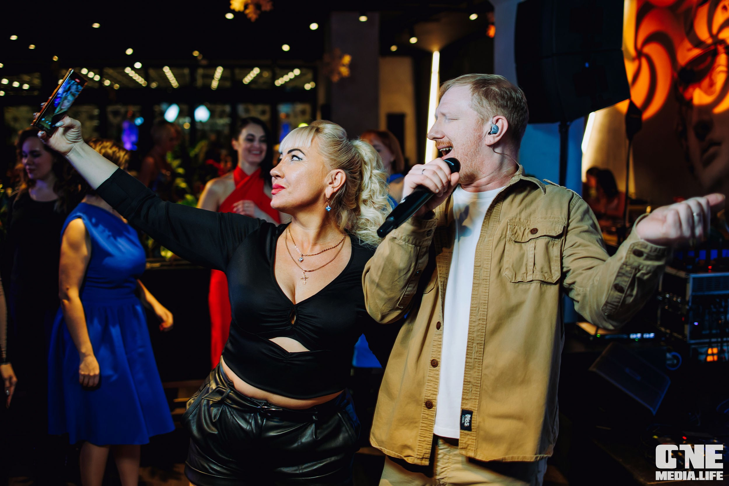 Клубный концерт в El Greco: Братья Грим. One Media Life: фоторепортажи, фотоотчеты с мероприятий и заведений