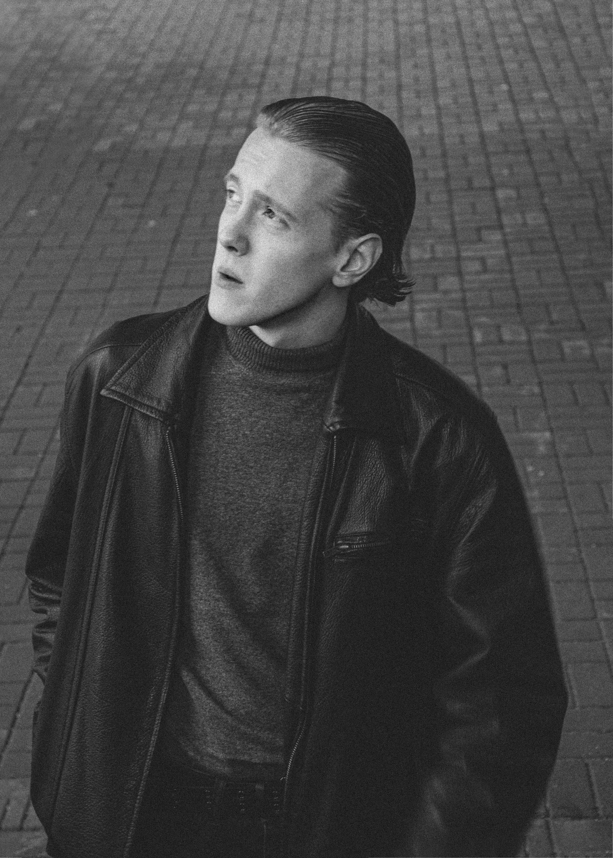 Творческая съемка для стилиста по мужским прическам